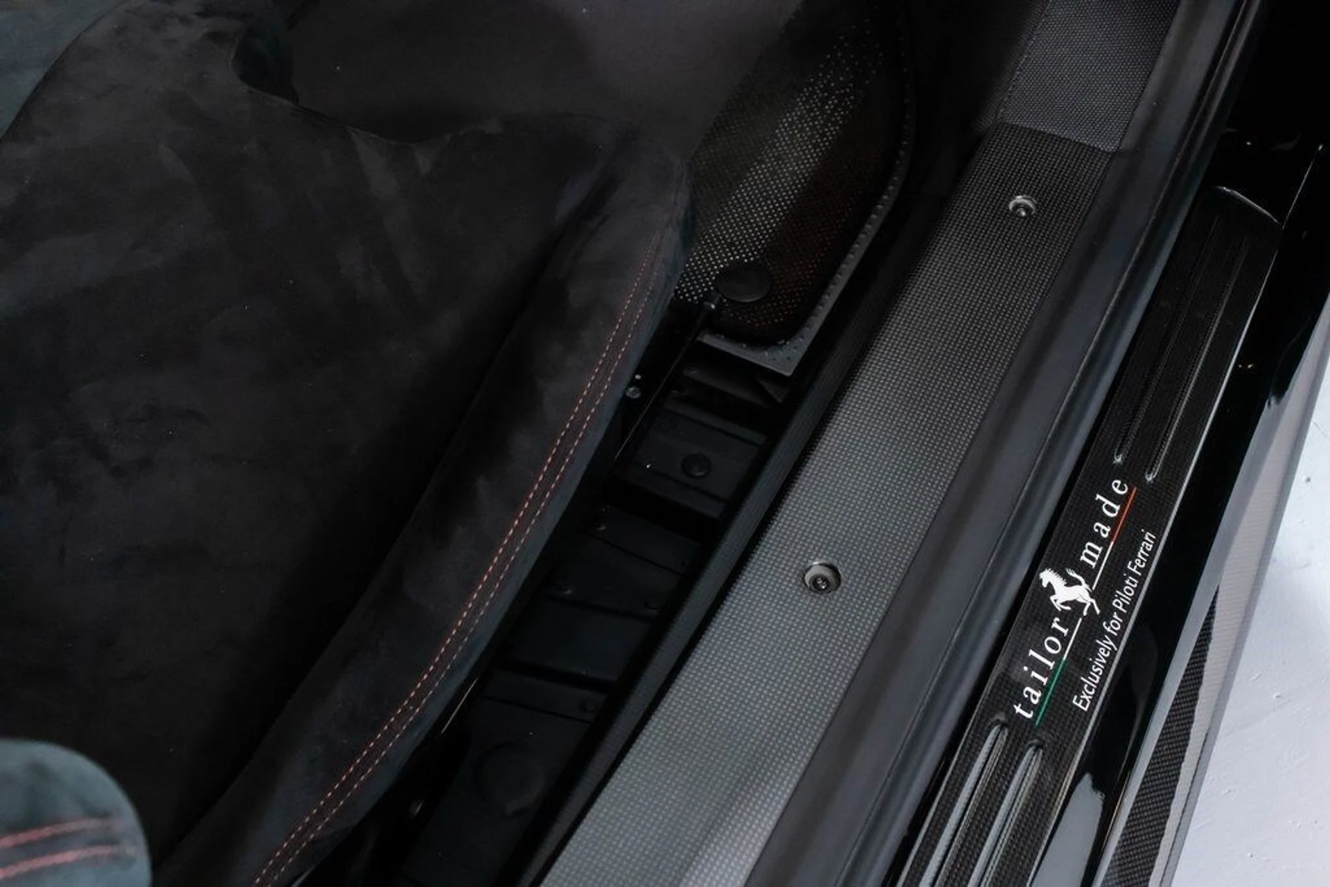 mph052_2181907700_19930d77941fe7dcee75e48c785025b3x_1ef2ce5c77