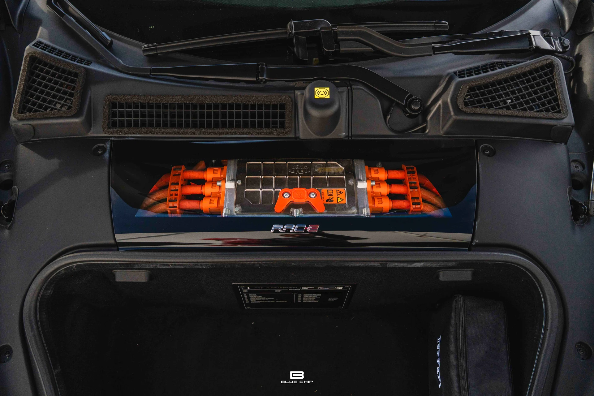 mph052_218844133_6995fde245a658082b593ac5_A7403426_e706b0668f