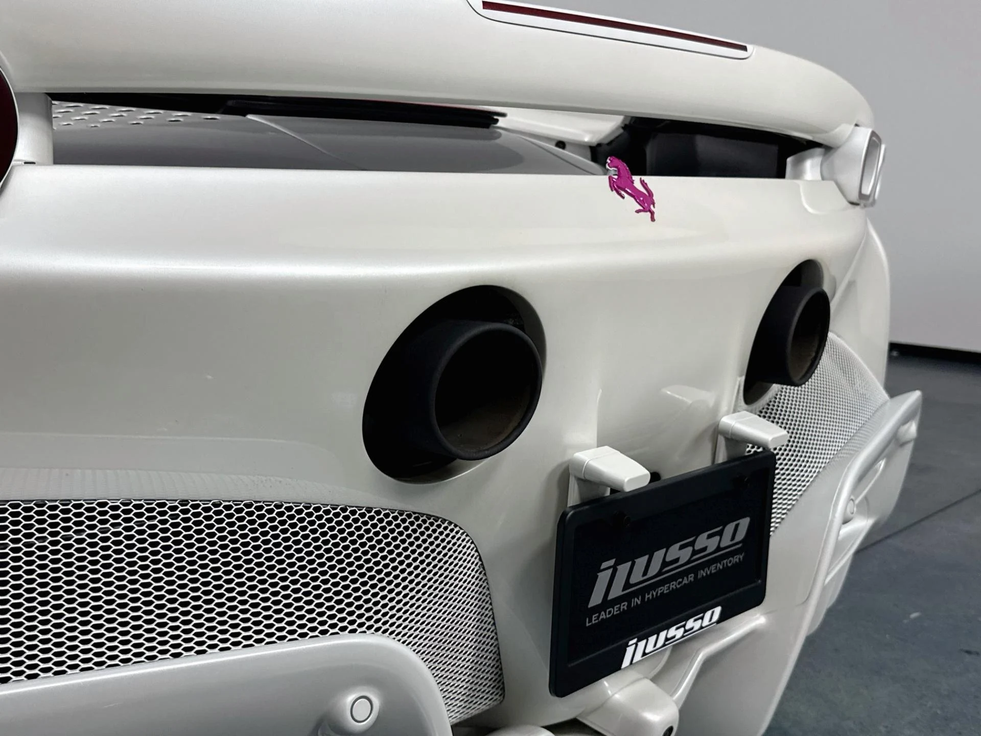 mph052_2201493473_Used_2024_Ferrari_SF_90_Spider_1787783992_0645113182