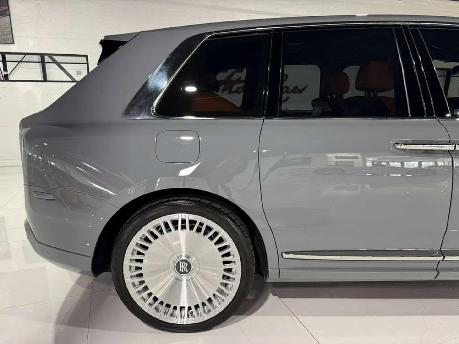 mph052_2201786020_a883f0604b71ce1df443f8d90aa3ff70_a58d53385b