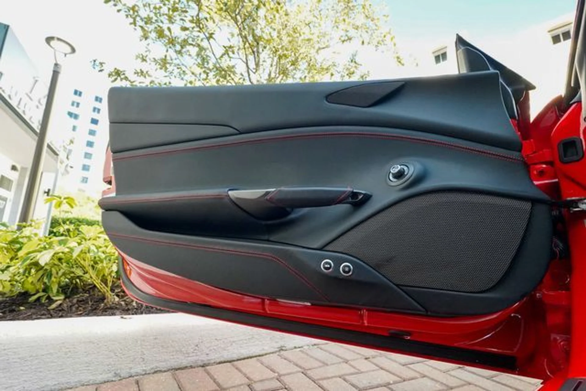 mph052_2213818237_22967341_53_366e8215d5