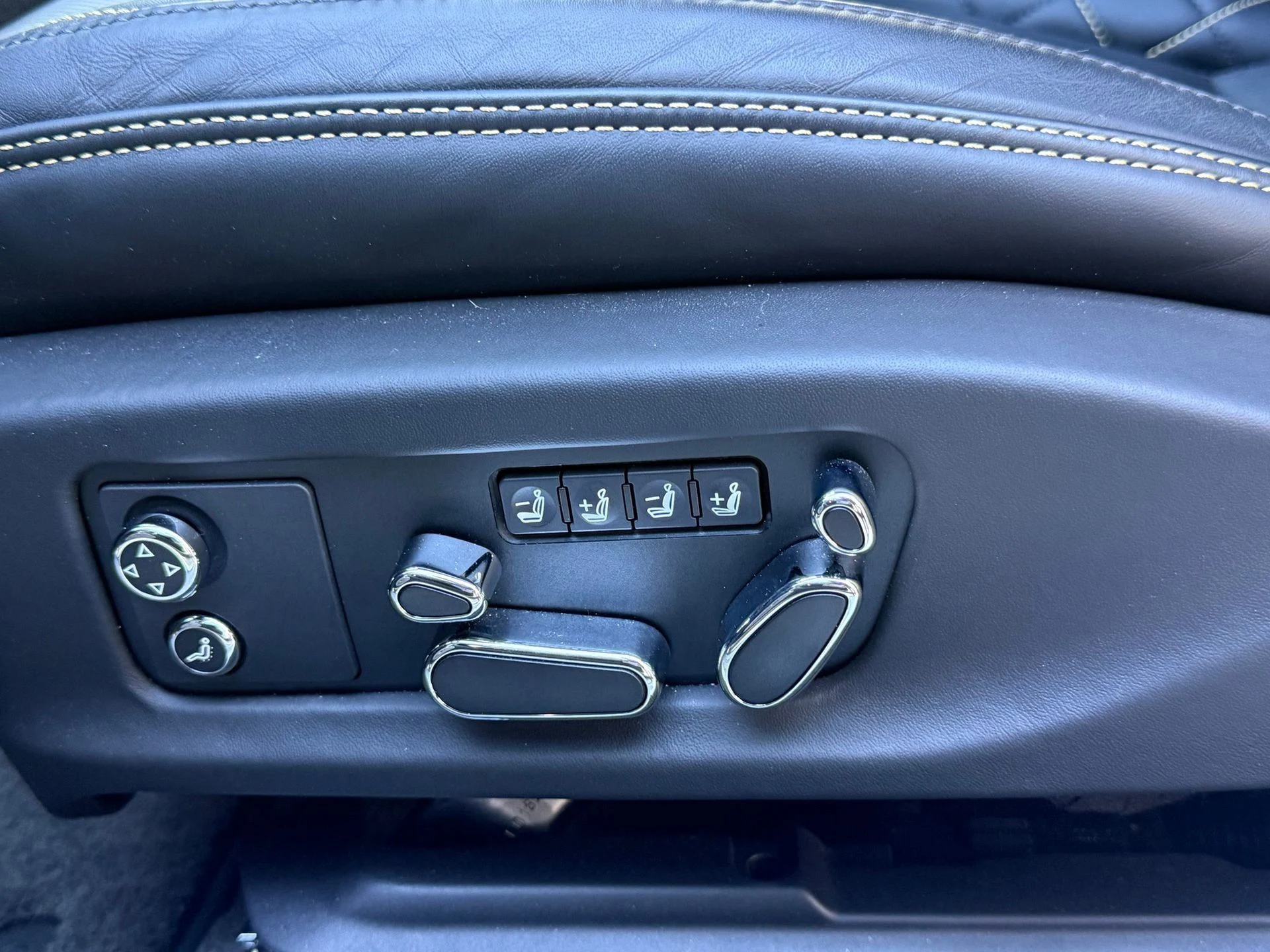 mph052_2226500408_08ea8278b1ca40e1a7faee9a82d1f79d_6cda09e748