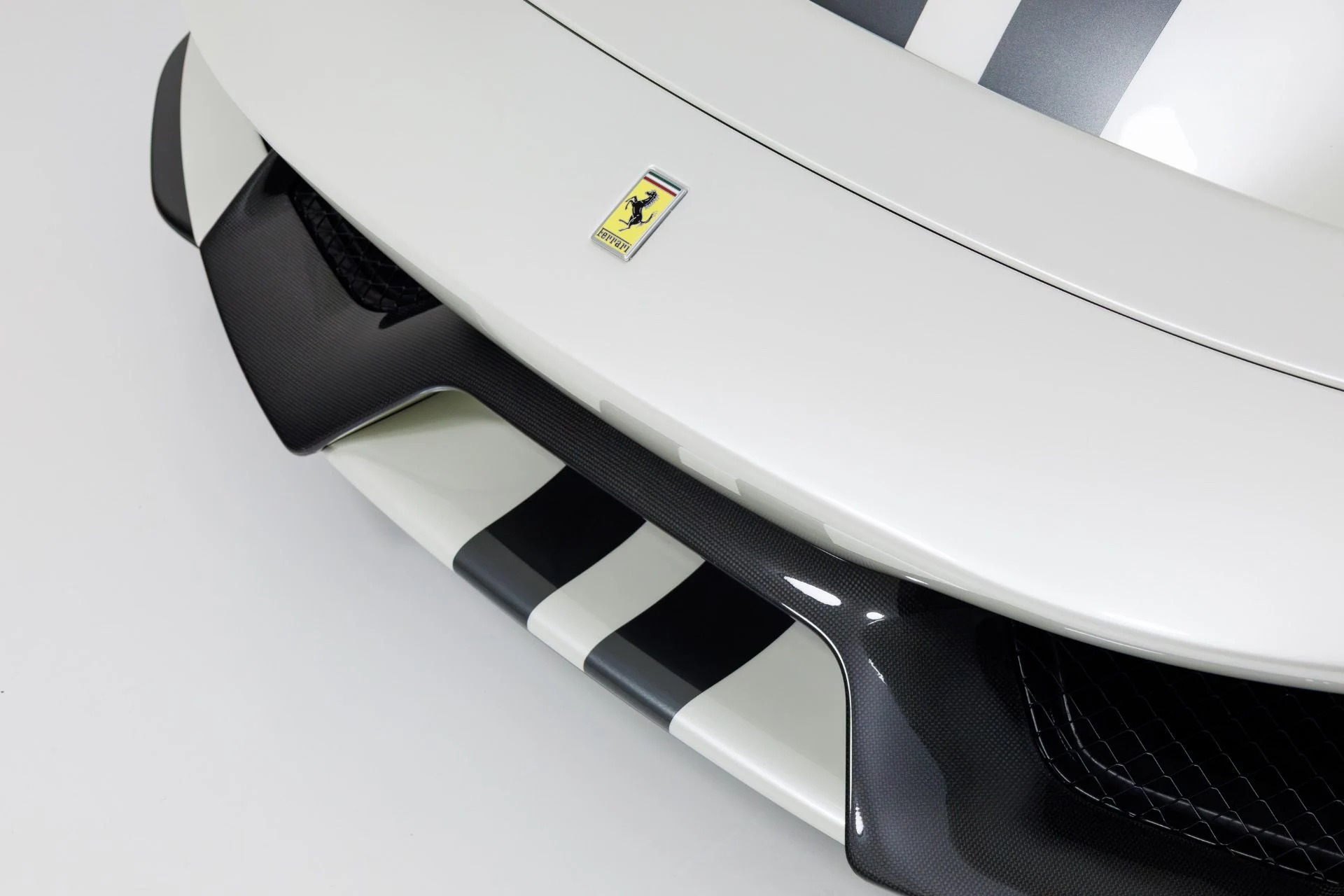 mph052_2264455326_Used_2020_Ferrari_488_Pista_1771886512_04a8cd13c9