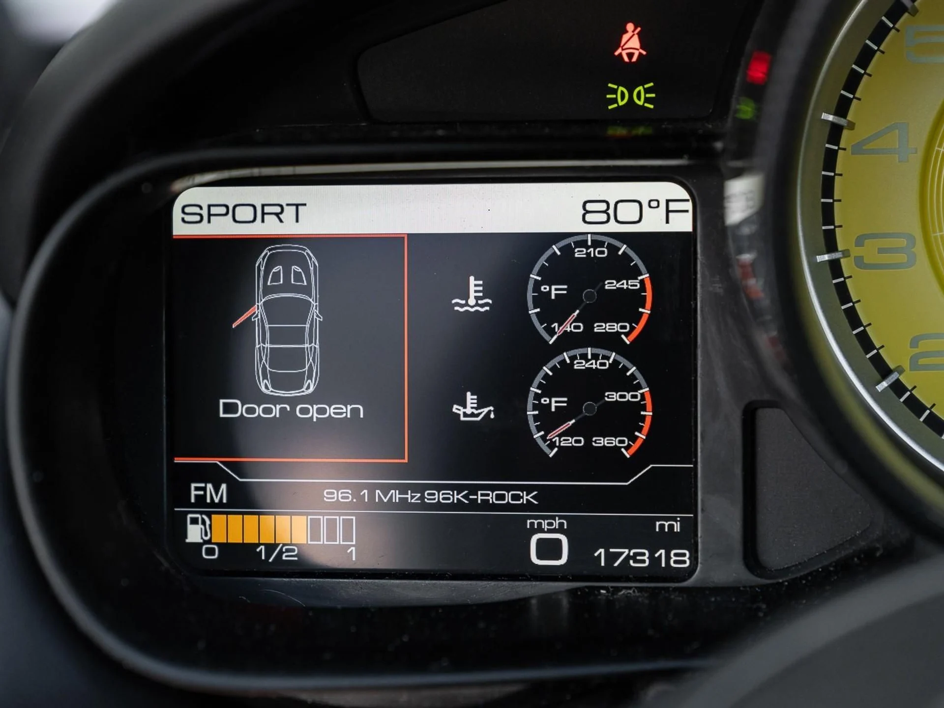 mph052_2282930011_Used_2015_Ferrari_California_T_1761253563_58f4a2f141
