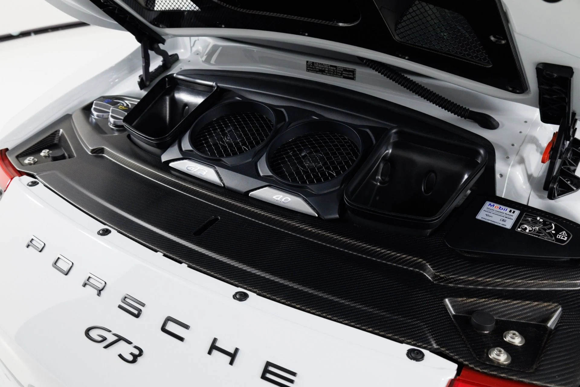 mph052_2293617899_Used_2018_Porsche_911_GT_3_1782317509_3705457139