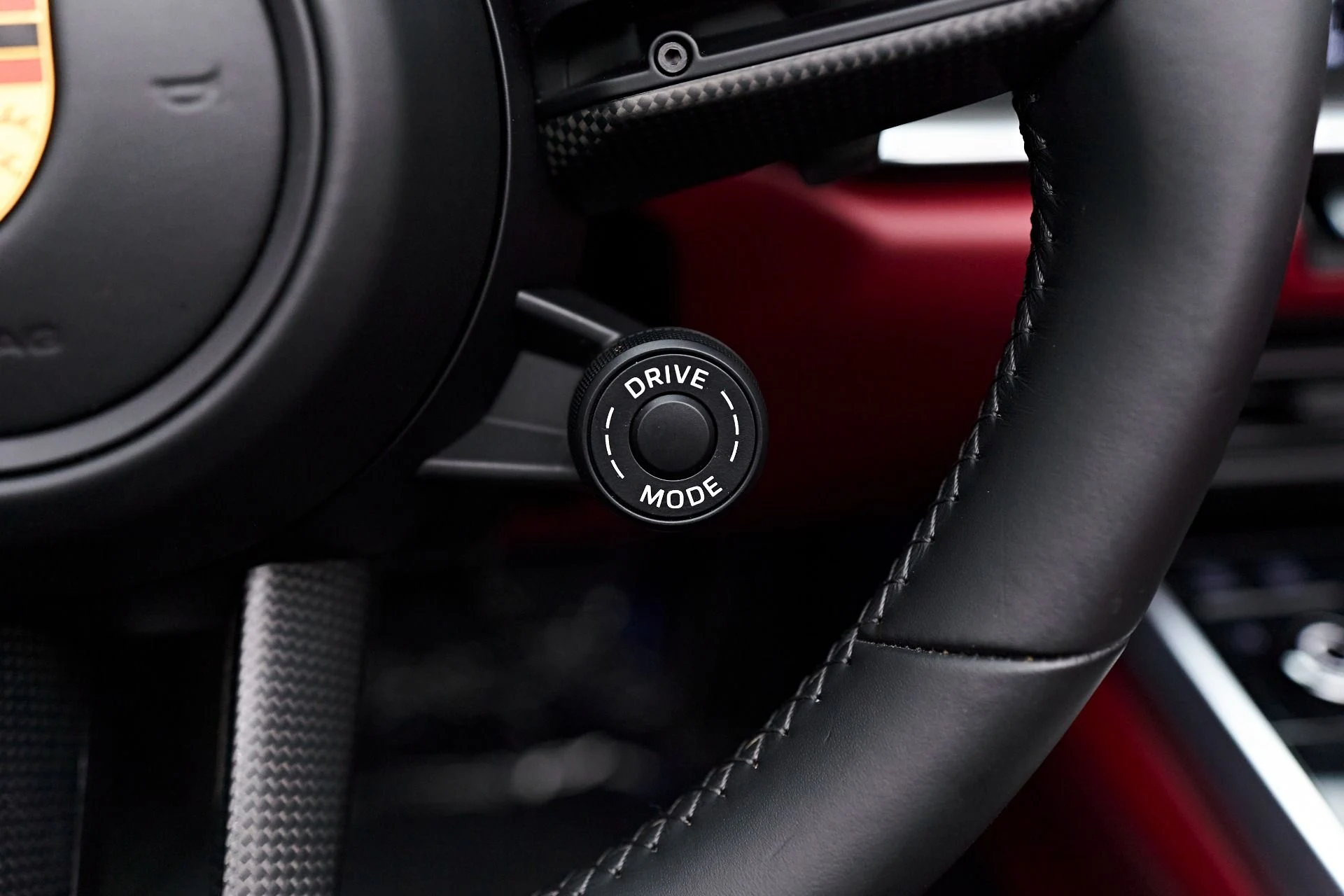 mph052_2304986092_Used_2022_Porsche_911_Turbo_S_1710196275_a6c6df9400