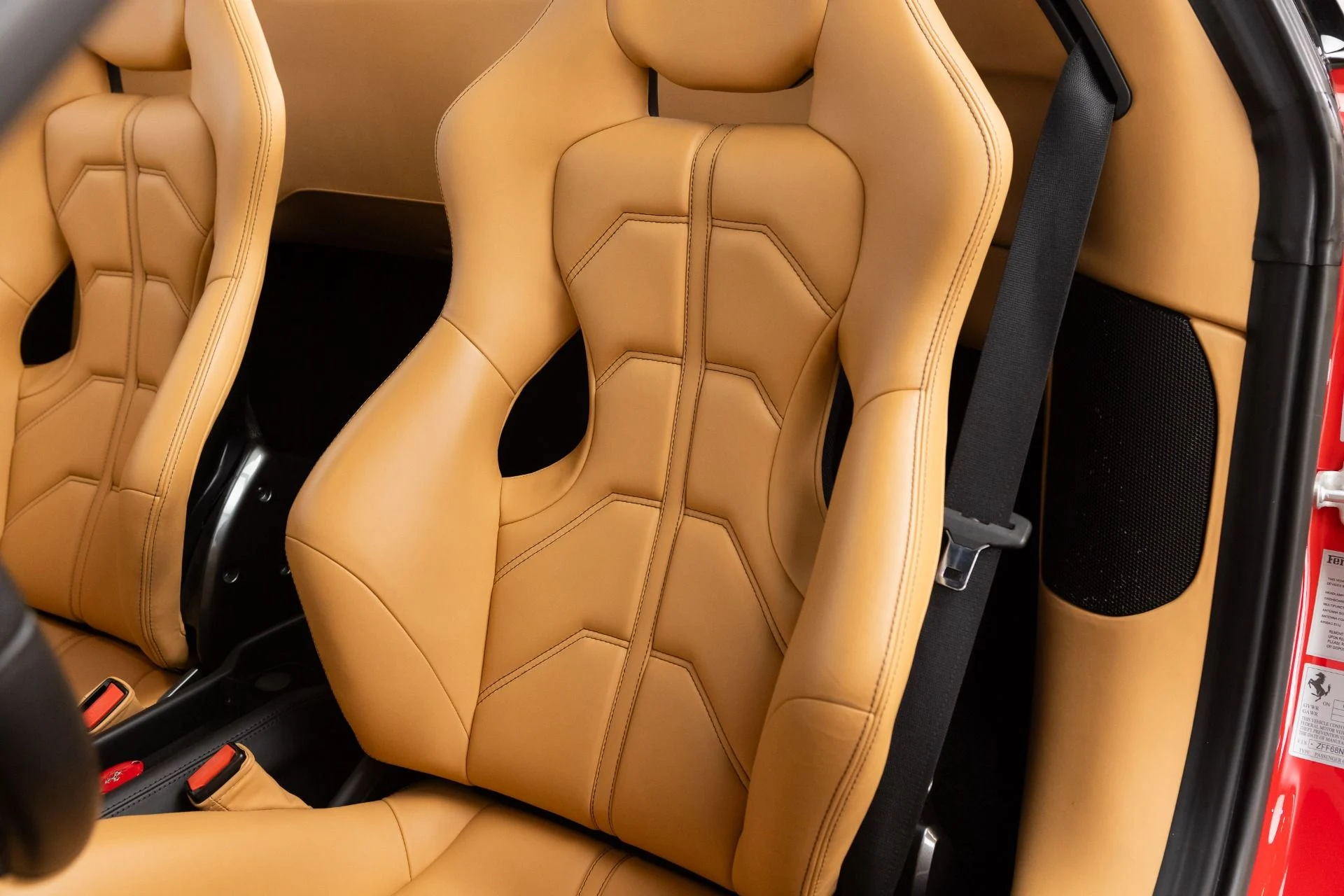 mph052_2307873583_Used_2014_Ferrari_458_Spider_1781623433_f4d2d7e480