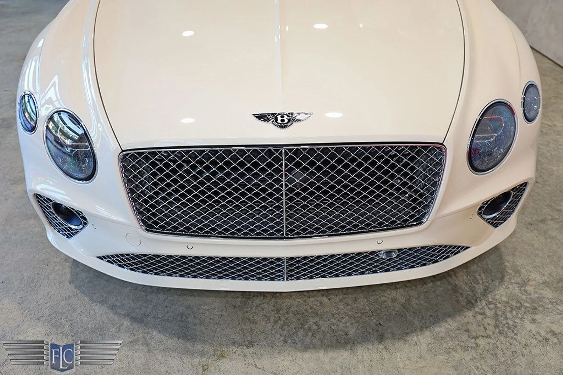 mph052_2311171206_used_2022_bentley_continental_gtcv8convertible_9689_23023913_53_1024_0a86b543ef