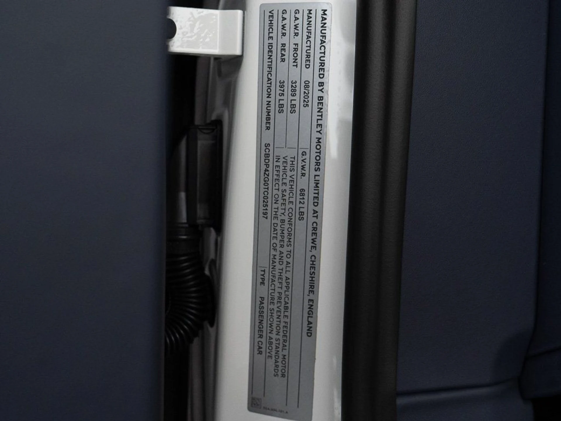 mph052_2329135027_9208bbdcc4fdb041d493d462a5779079_01213b0a4e