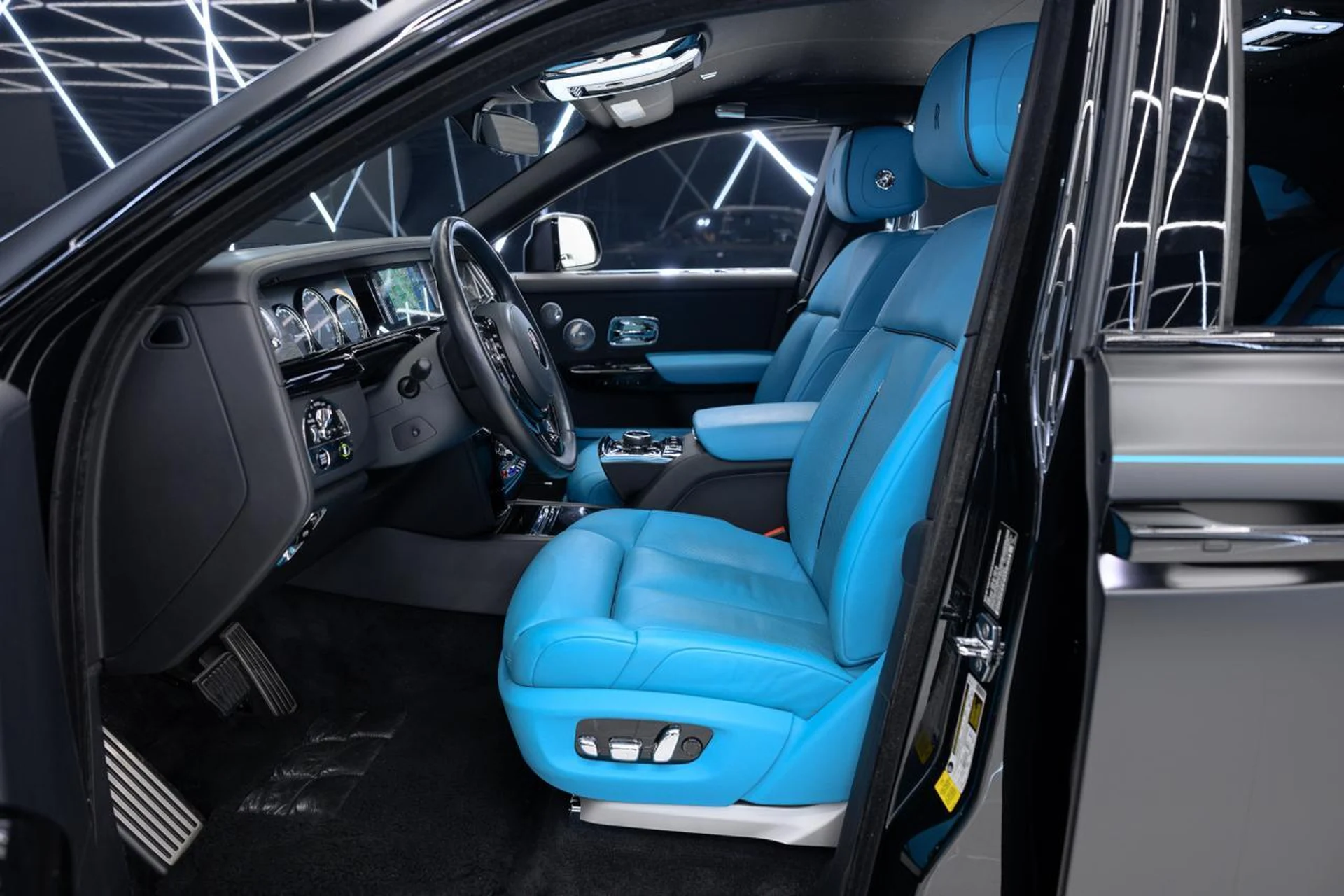 mph052_2334575951_85d59f09e204a92f52ed9386ef990db5_d5a7637f91