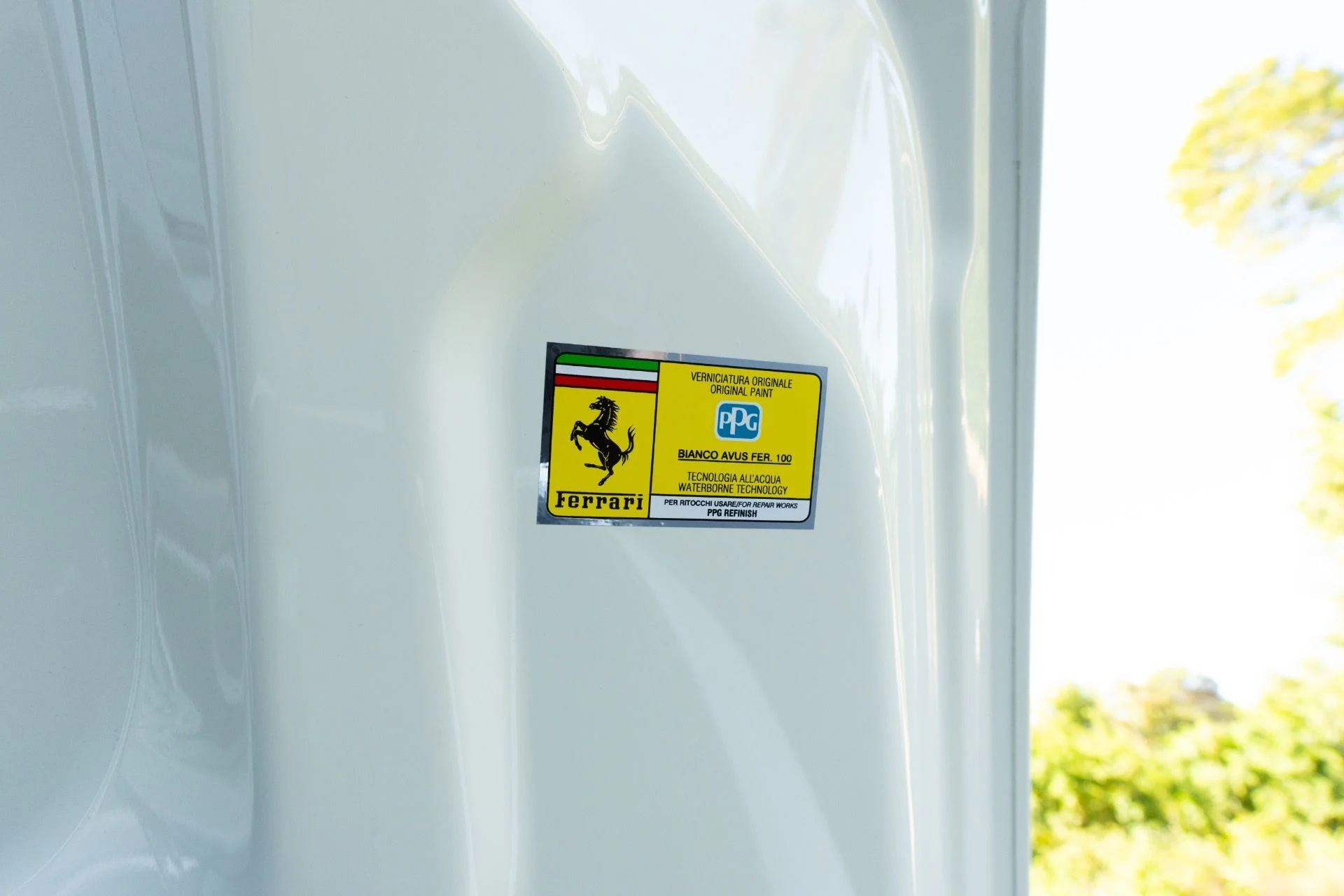 mph052_2376287137_Used_2025_Ferrari_296_GTB_1761682798_3735363386