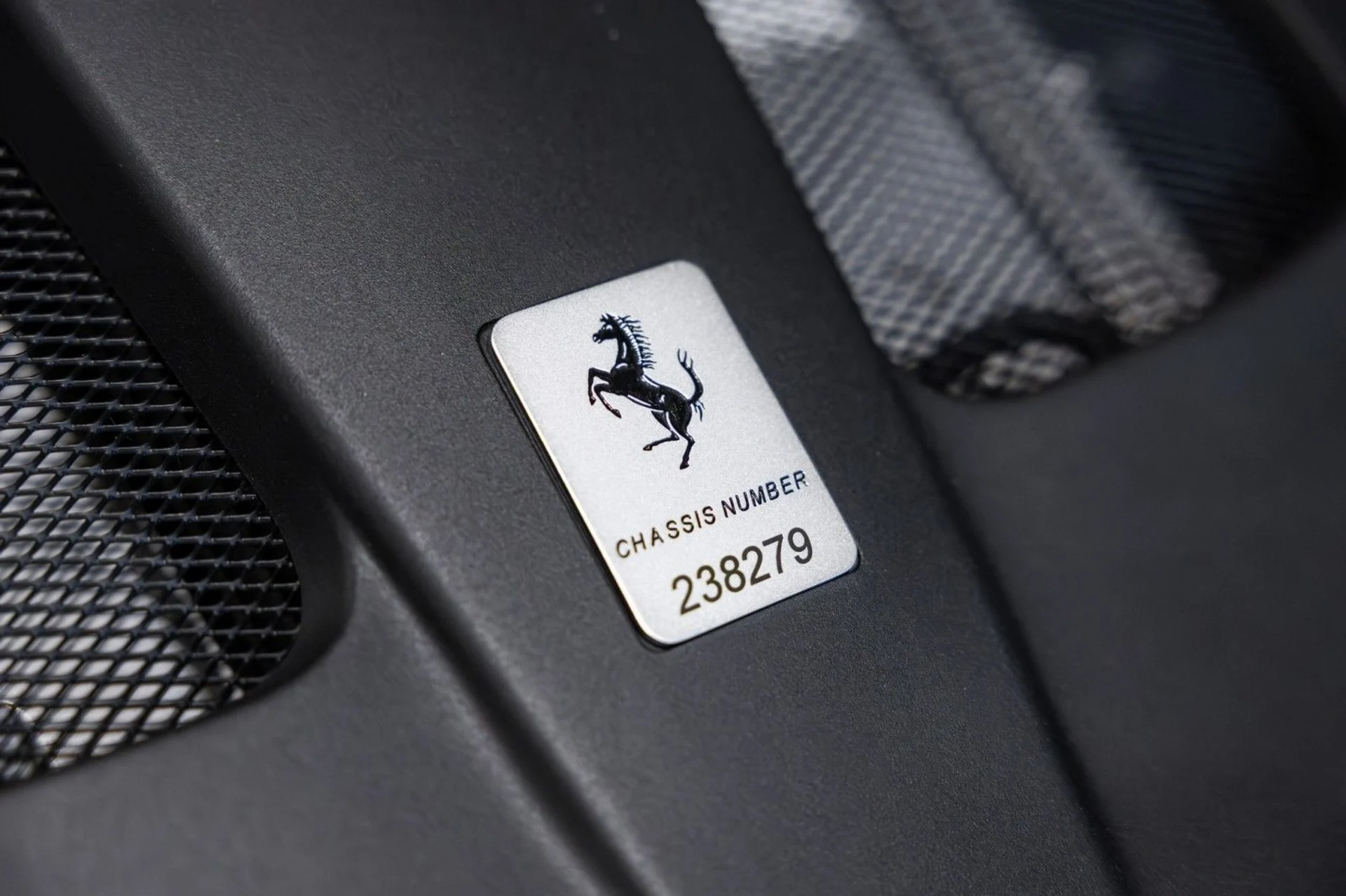 mph052_2376402080_d_Q_c18ea56da6