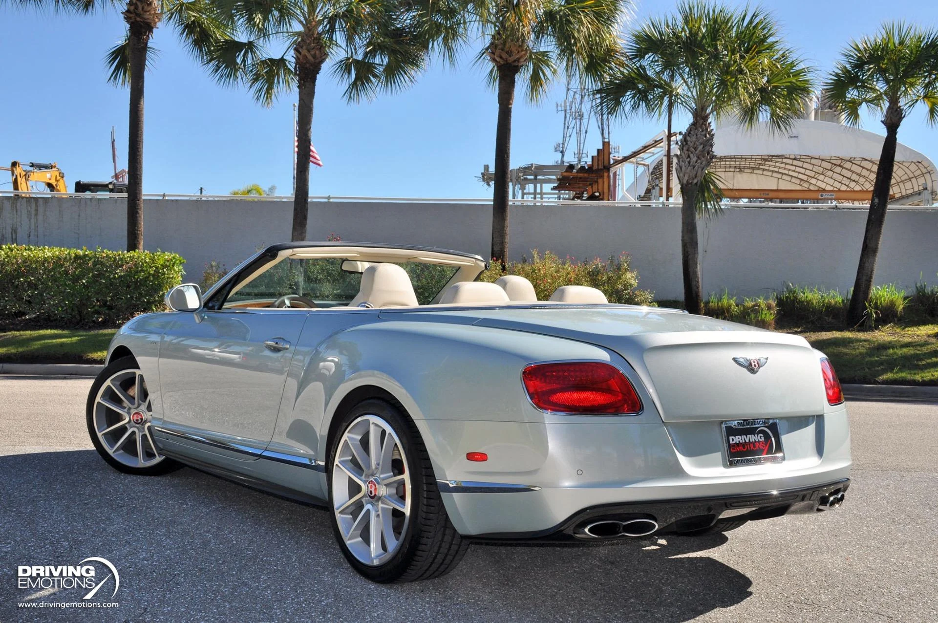 mph052_2381381769_886_p53_l_be698cbbdd