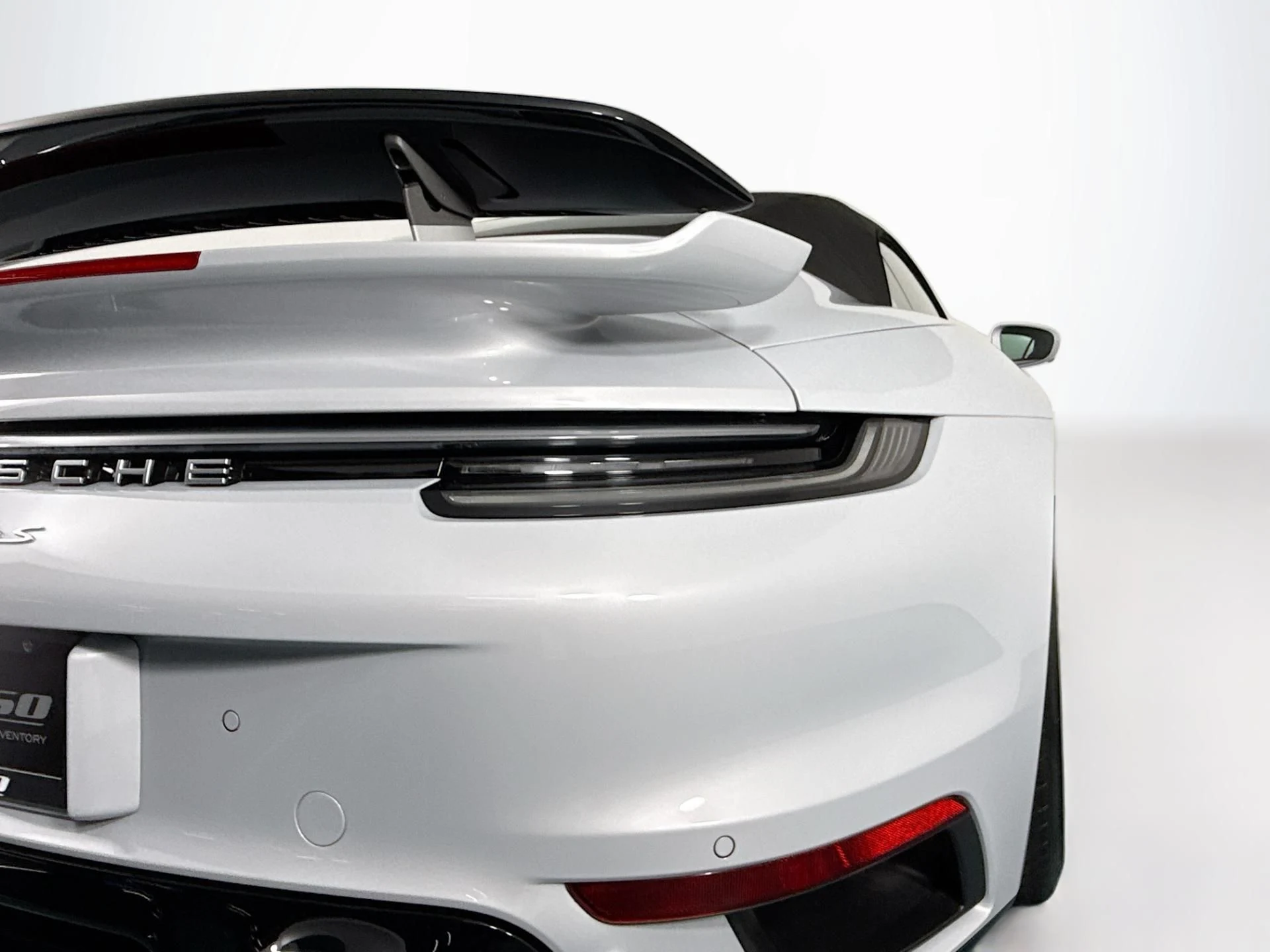 mph052_2390501389_Used_2025_Porsche_911_Turbo_S_1784676768_3d0fb03ce5