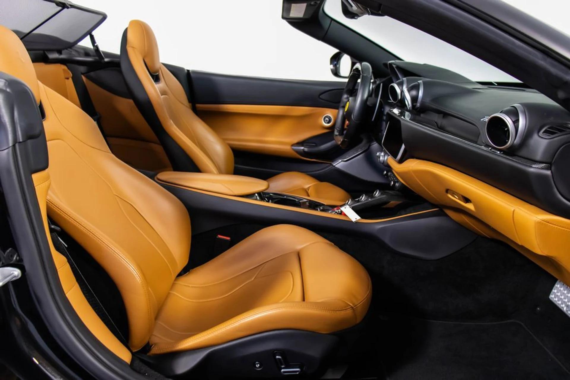 mph052_242732877_63a2536bfd88e0ee7ec3f4e5430fad06x_41fb3dc168