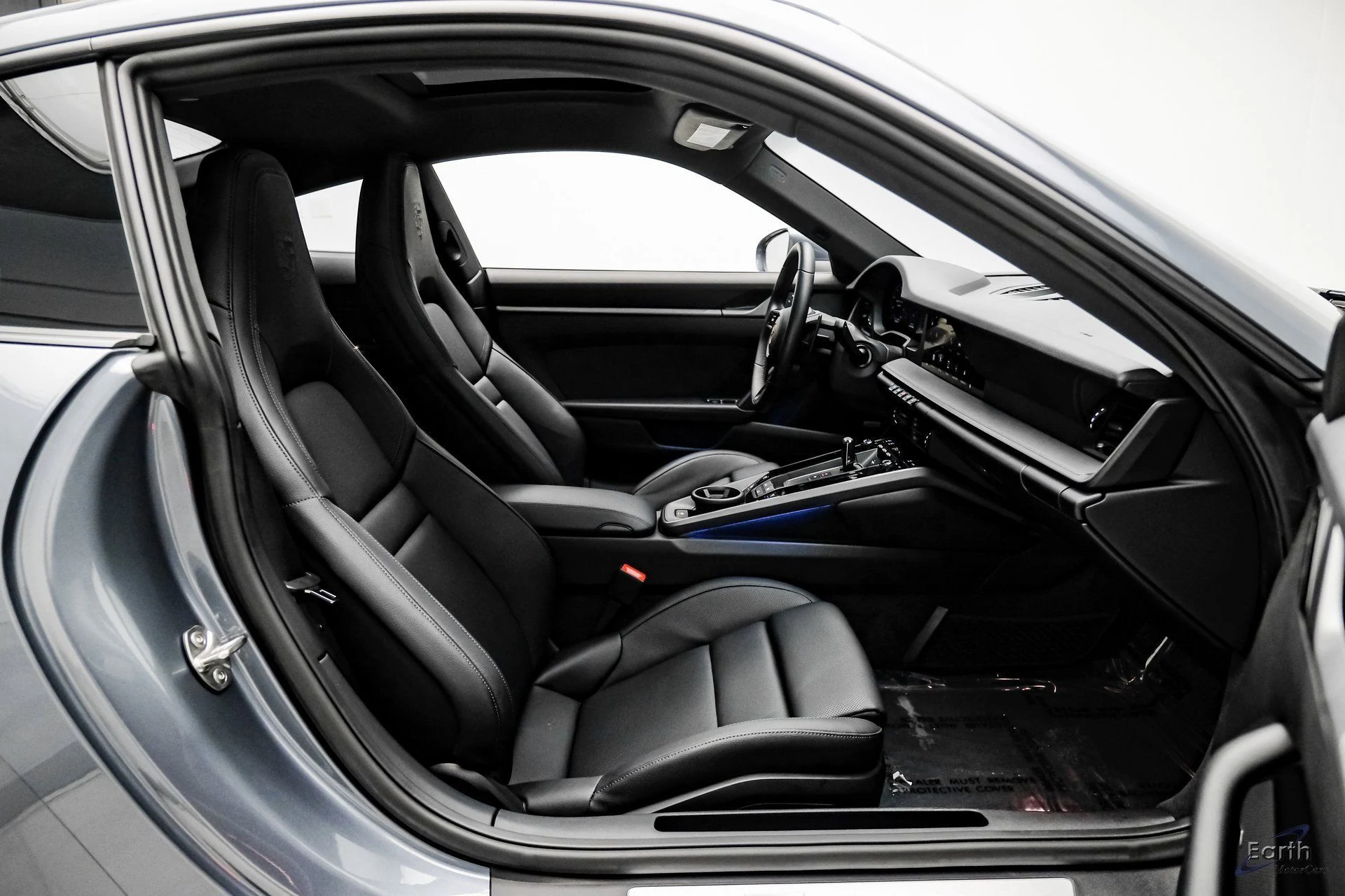 mph052_2428164033_dae055bc3f1489eea58f822a666903dfx_aa895c2c9b