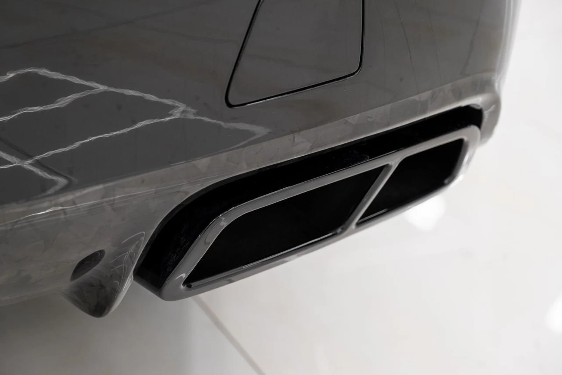 mph052_2439879524_61dd0576d30362e423df603c709438c1_1303832879