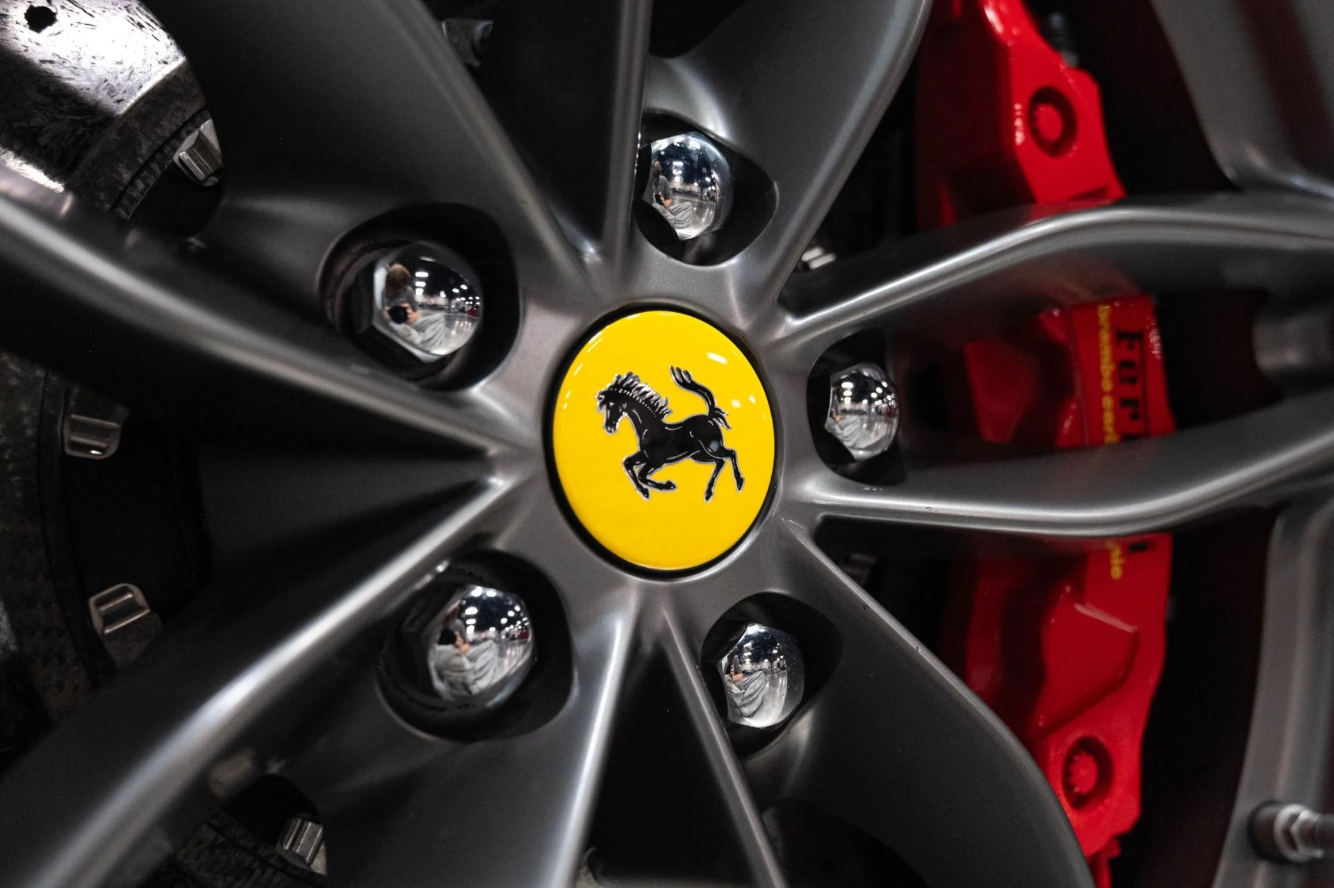 mph052_2443404518_Used_2016_Ferrari_488_GTB_1783363377_38c50bead2