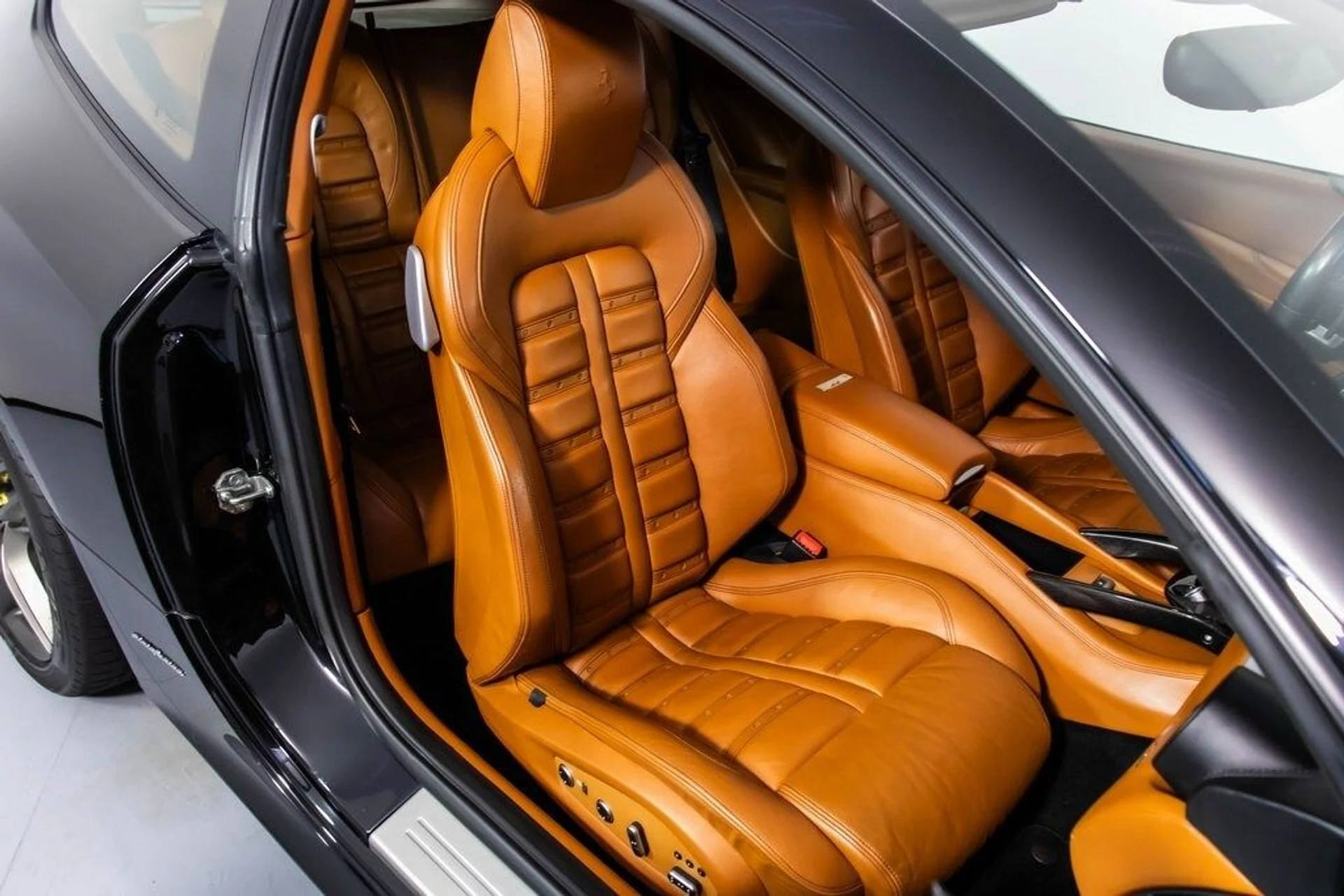 mph052_2443524226_62709e81edfa767074eec3b59ab1eb46x_b86ad5b25a