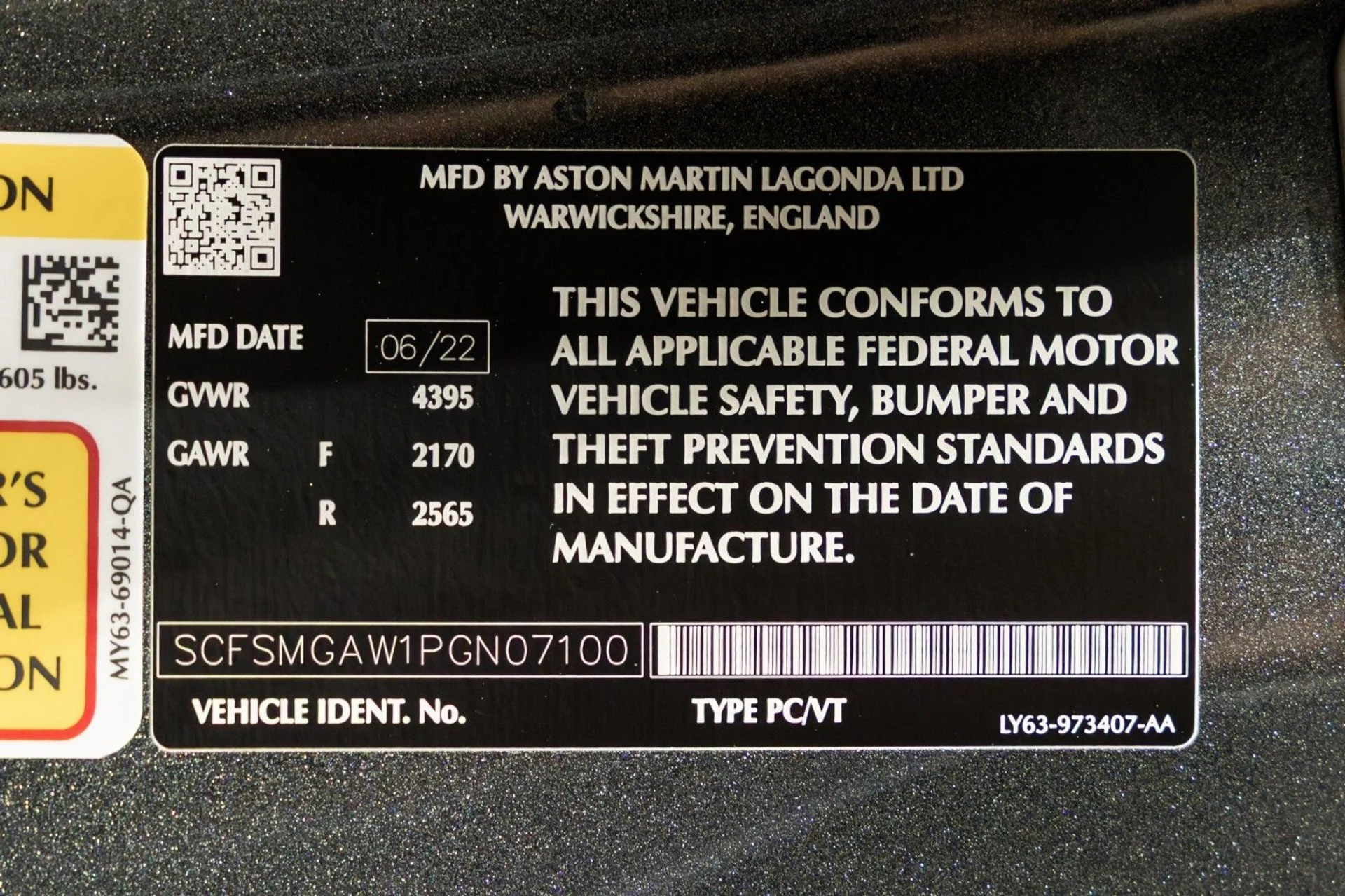 mph052_2461893236_5w_205e098960