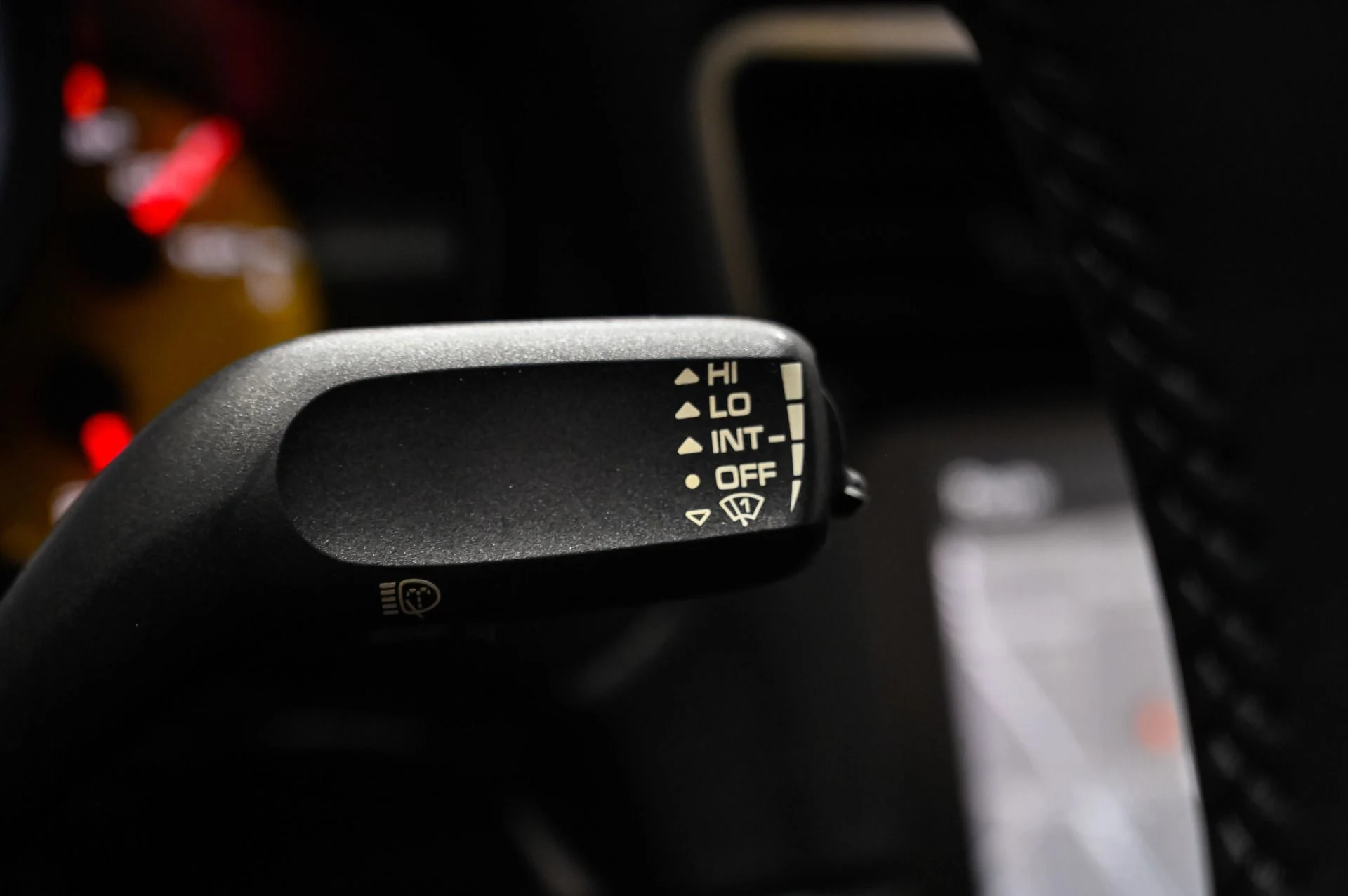 mph052_2465461116_Used_2018_Porsche_911_Carrera_T_1790277713_5ff5f42260