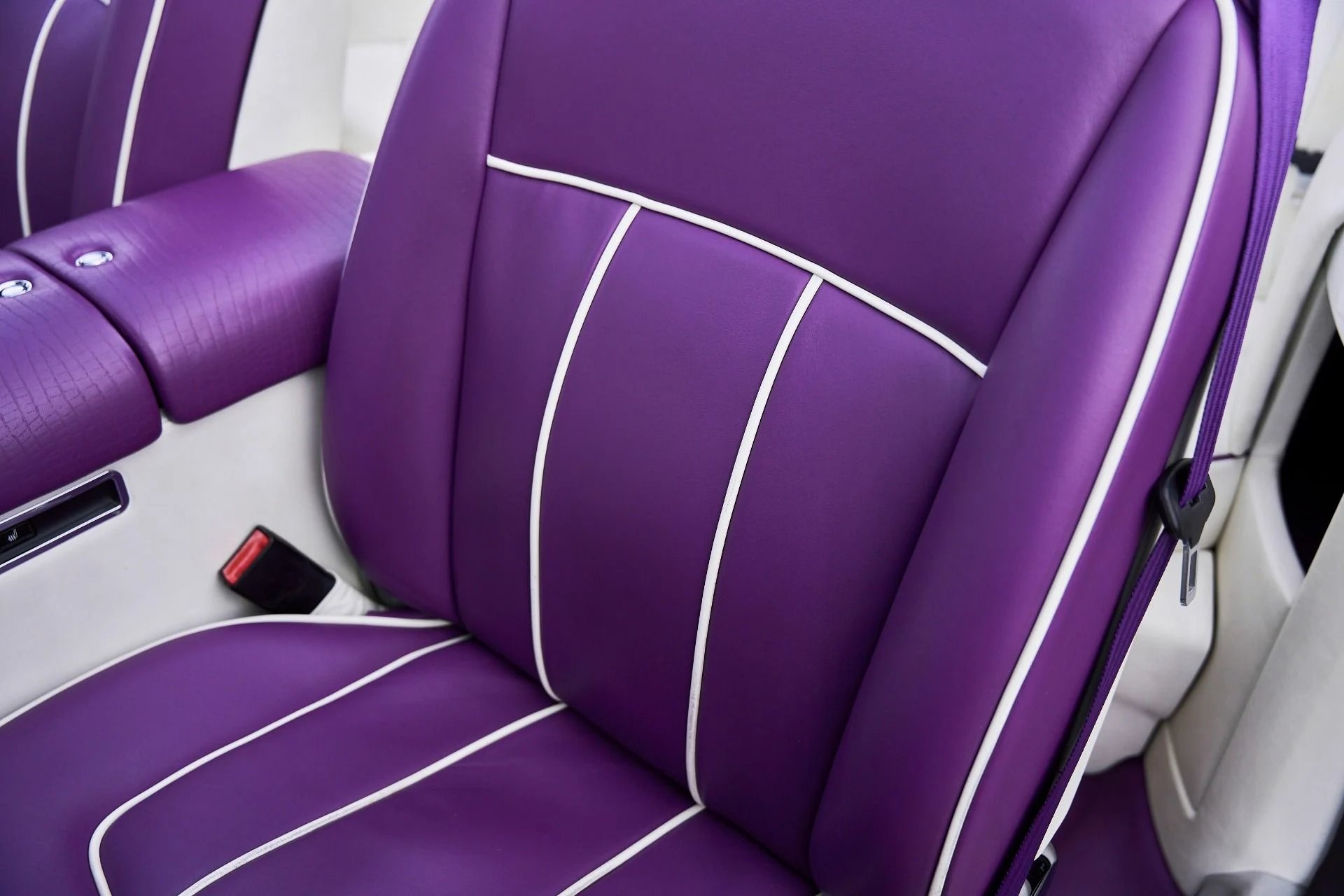 mph052_247386882_Used_2008_Rolls_Royce_Phantom_Drophead_Coupe_Base_1769136066_d1e0b95695