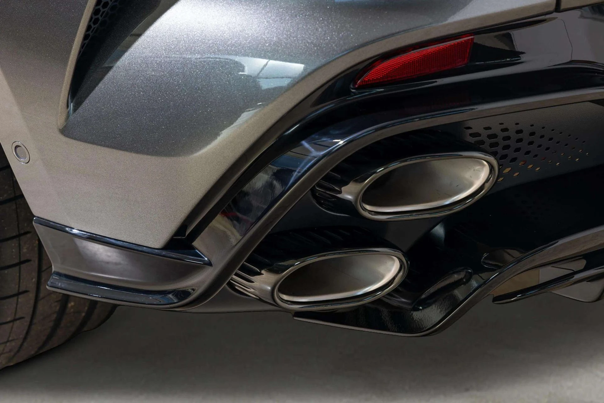 mph052_2481060251_f56e3717_e5d7_451f_ac8c_1afcd3101944_9e8ca4133f