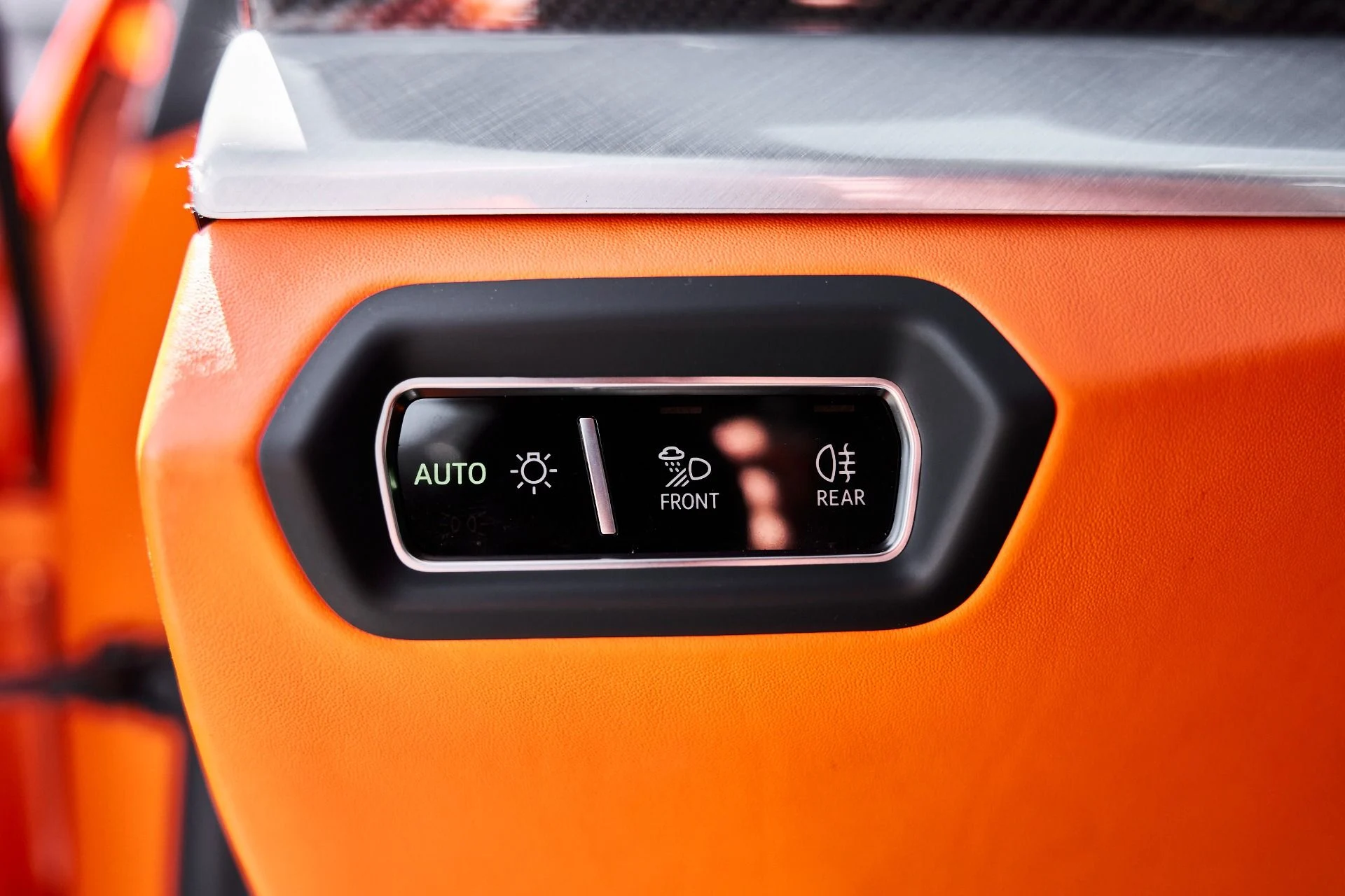 mph052_2498974959_Used_2022_Lamborghini_Urus_1778204470_be721149e2