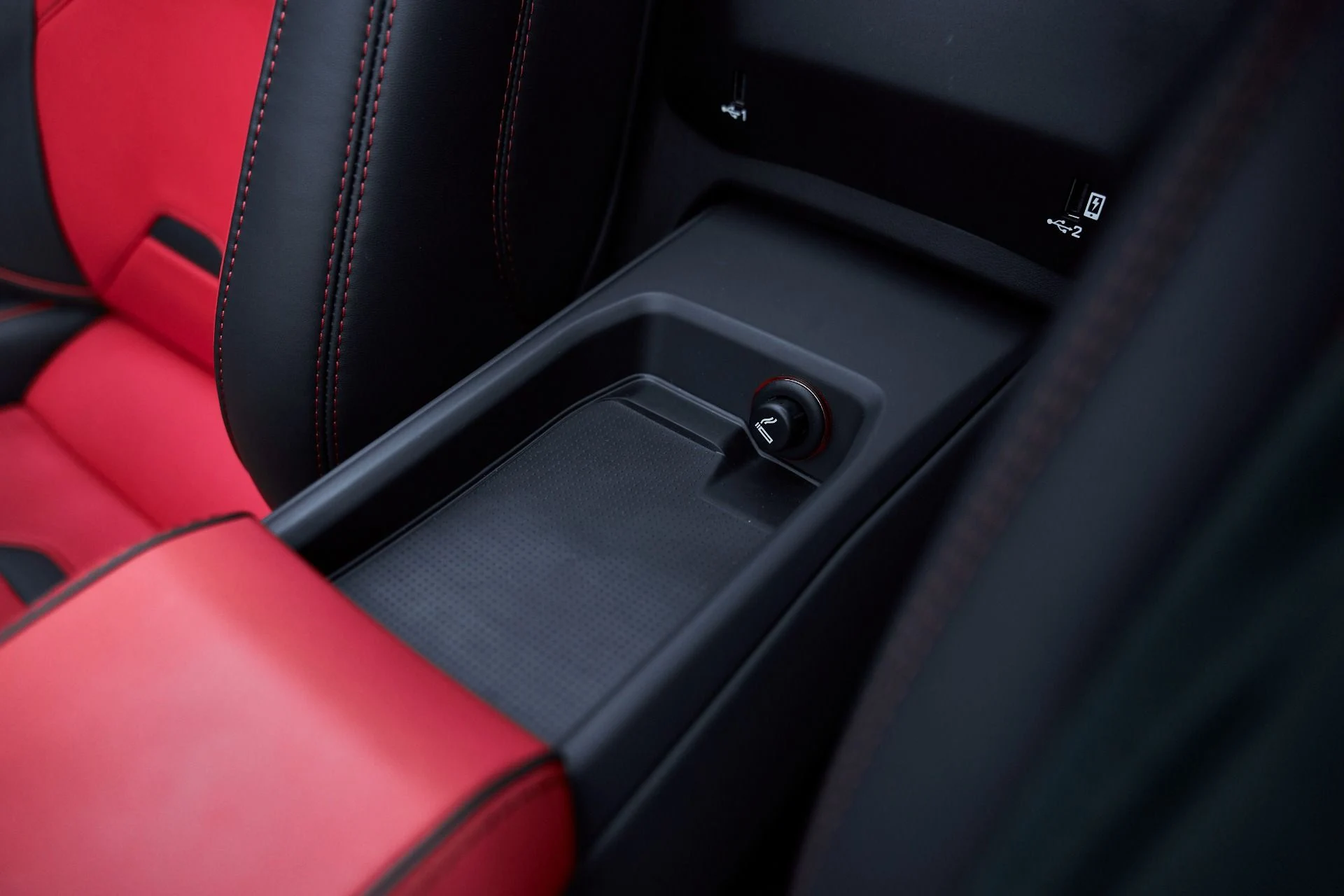 mph052_250384222_Used_2024_Lamborghini_Huracan_EVO_Spyder_1766881379_1187b7be89