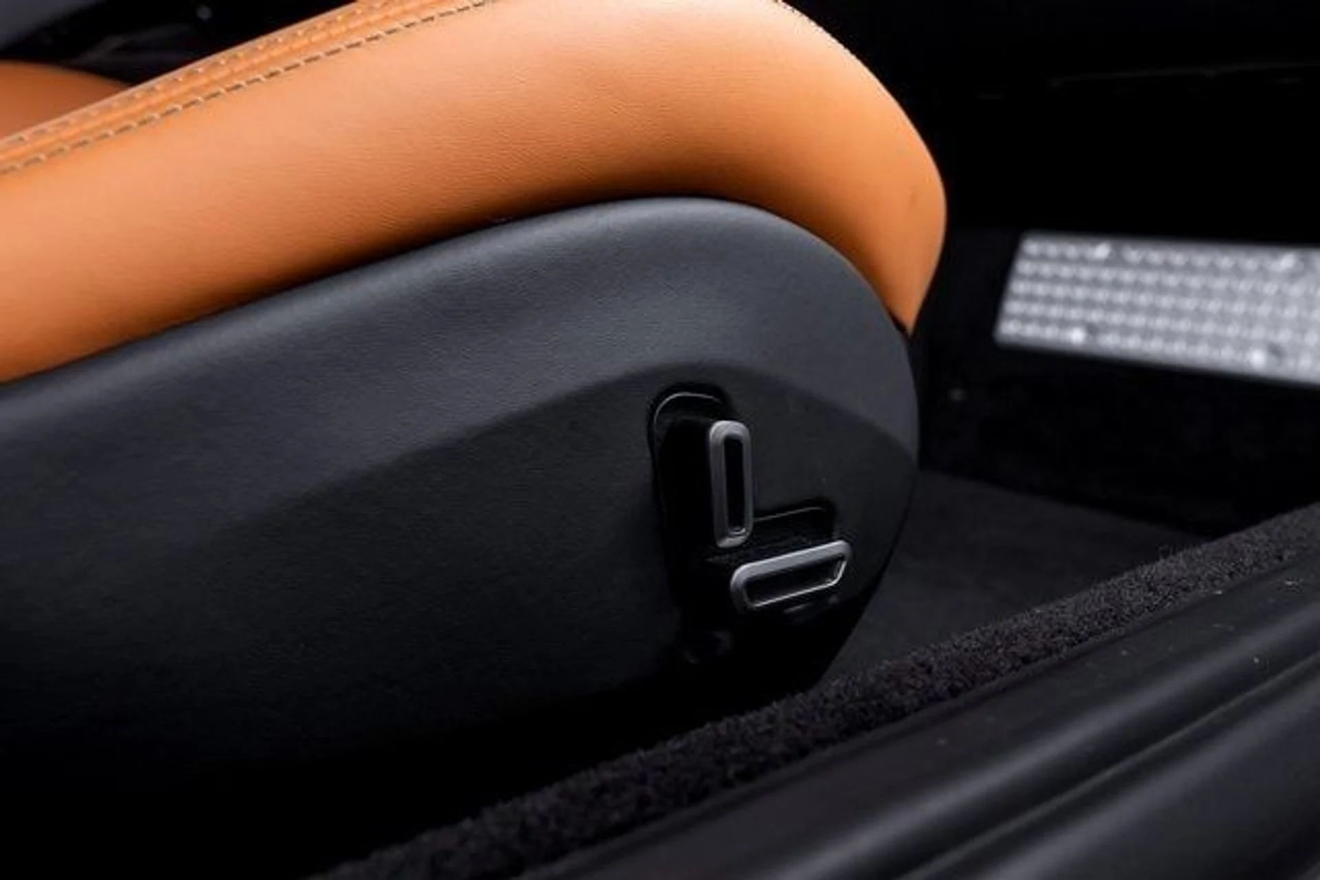 mph052_2504220313_527e220549a488353dbeb5e41c46807ex_2bb438b936