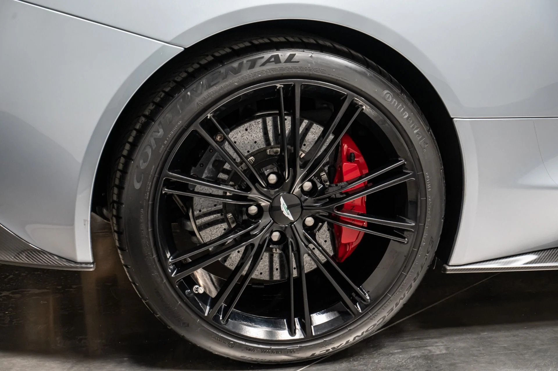 mph052_251307824_Used_2014_Aston_Martin_Vanquish_V12_1729699077_b04116cbba
