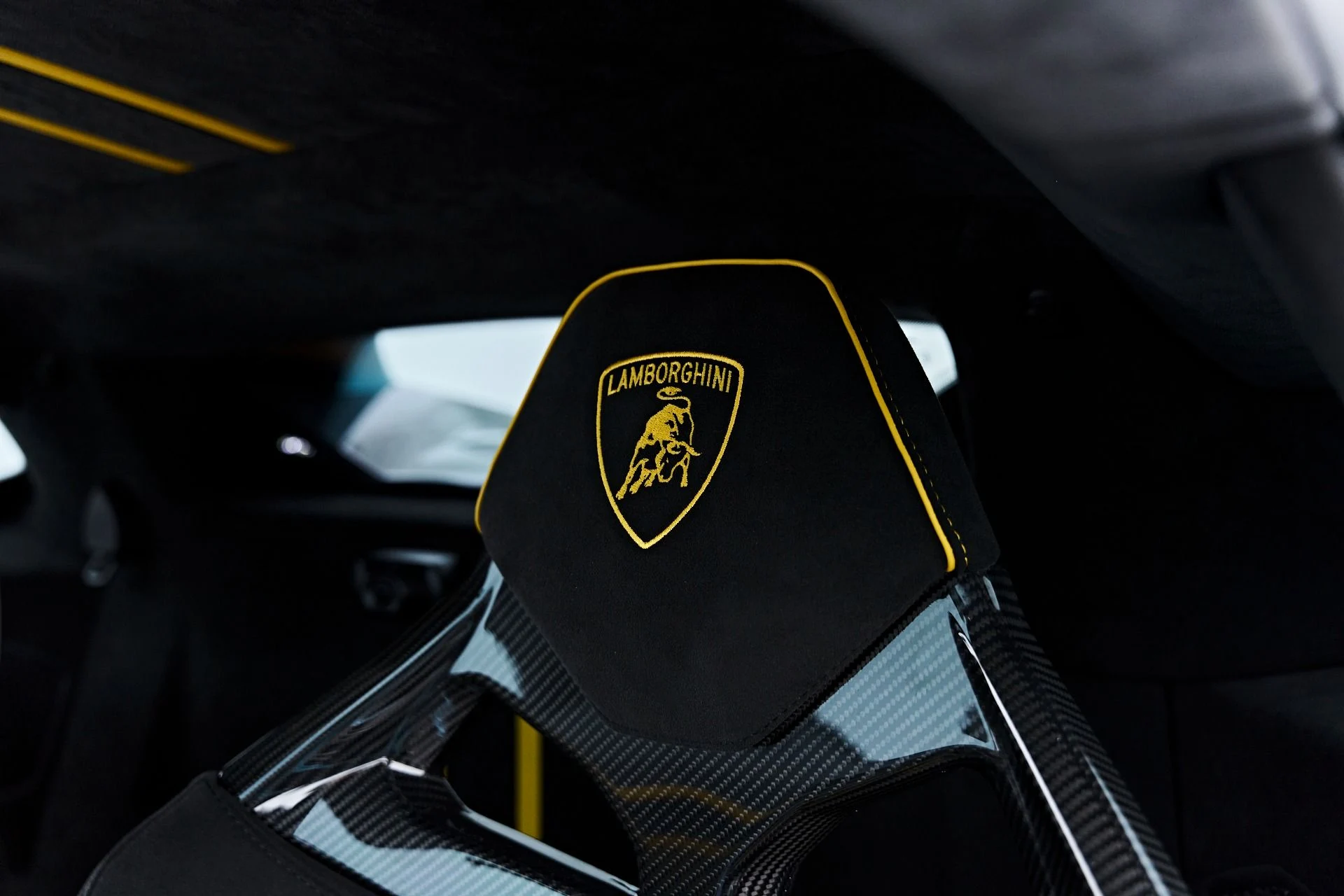 mph052_2527576851_Used_2024_Lamborghini_Huracan_Tecnica_Base_1788455452_067caf1f25