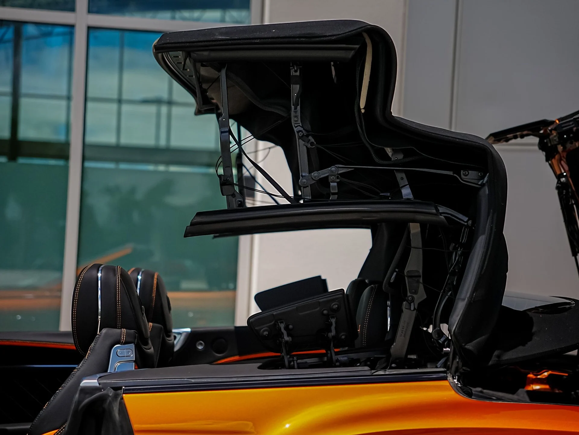 mph052_2530714775_Hi_Tech_Luxury_Imports_LLC_SCBDT_4_ZG_2_PC_008421_image_52_03bf90e439