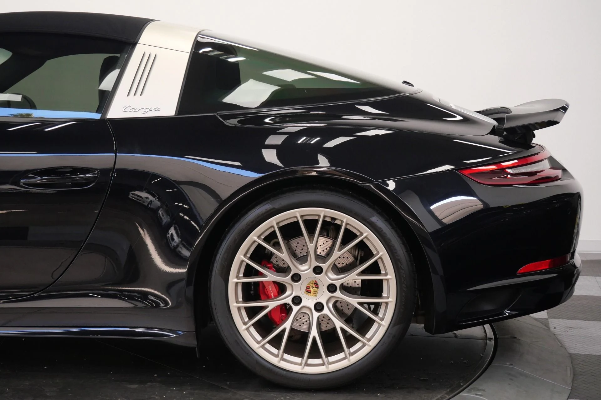 mph052_2532420921_Used_2019_Porsche_911_Targa_4_GTS_Exclusive_Manufaktur_Edition_Sport_Design_Package_1780416584_5639618e66