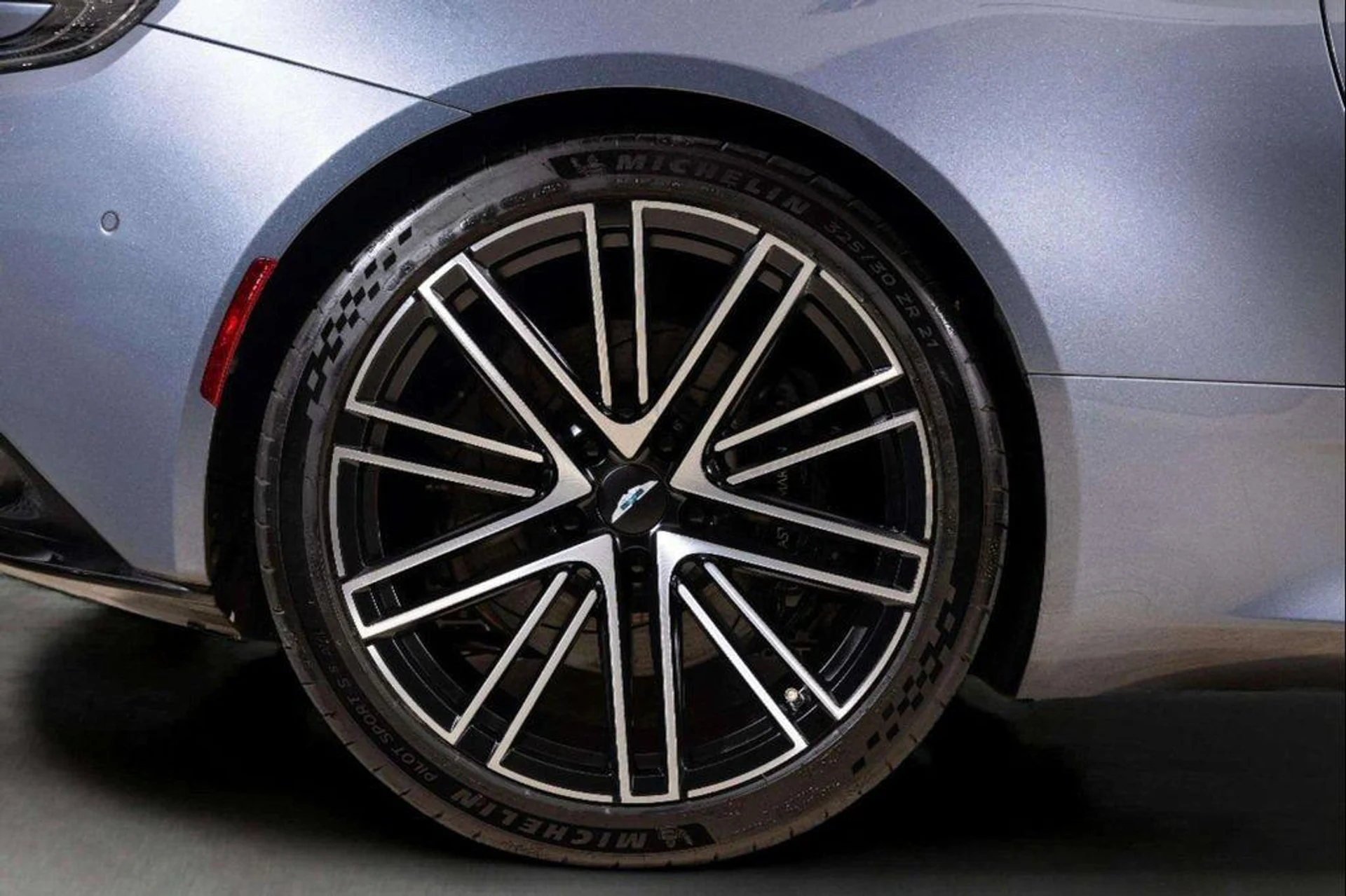 mph052_254232415_K57_Xkl8_R6_Cg_Yk_Kww_UDMD_Mw_VD_Kk_b2a765fc30