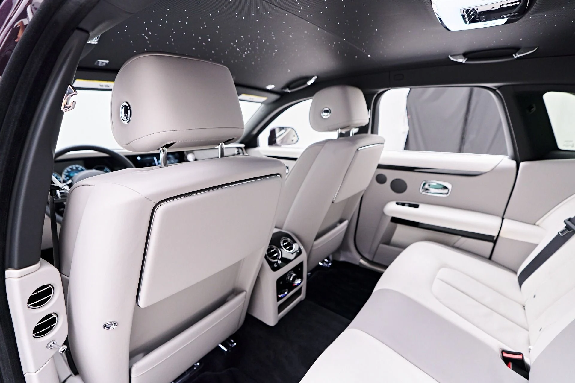 mph052_2565020016_Used_2024_Rolls_Royce_Ghost_Base_1752169894_be1d280e64