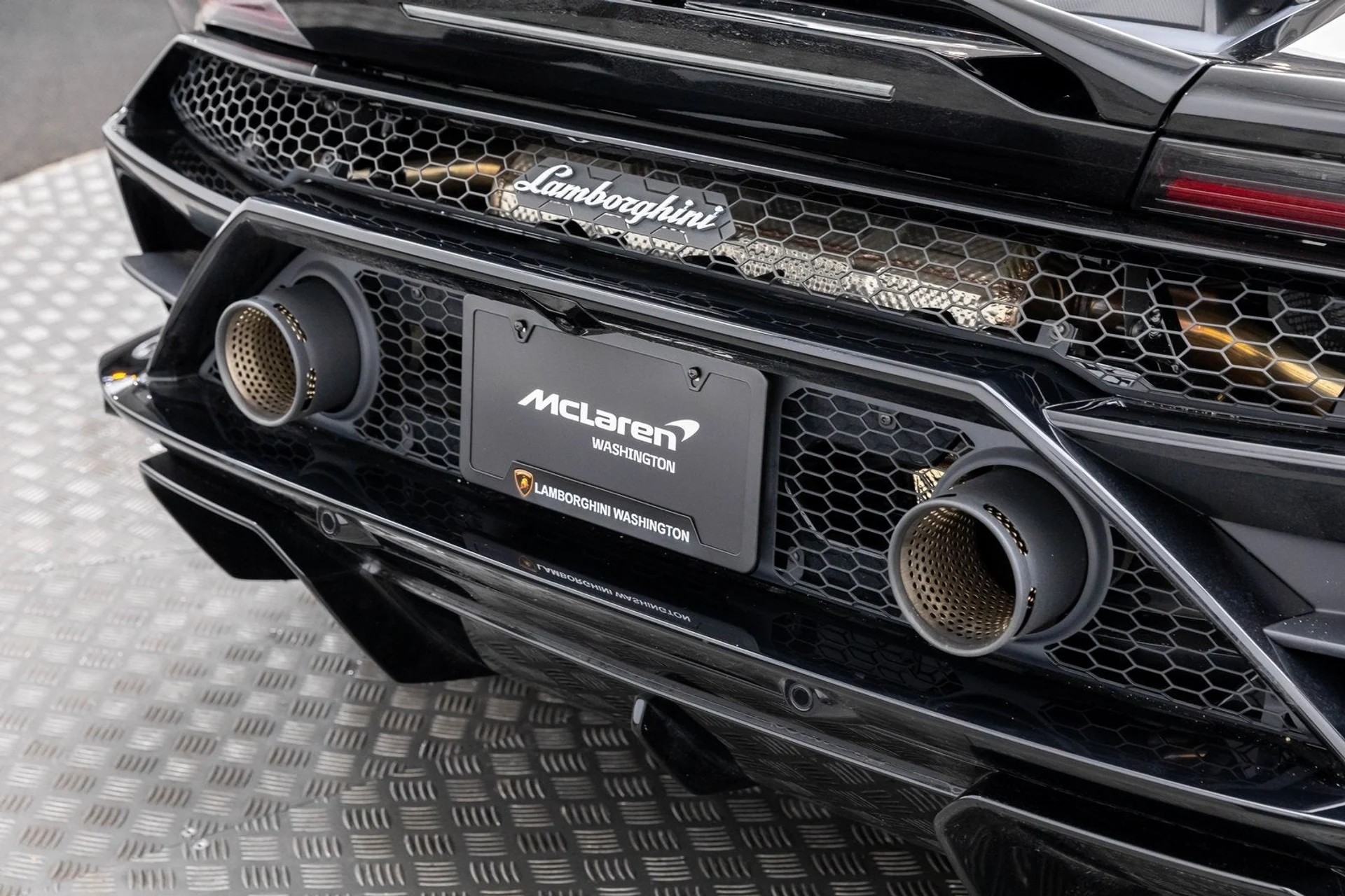 mph052_2585618628_53_70bda80448