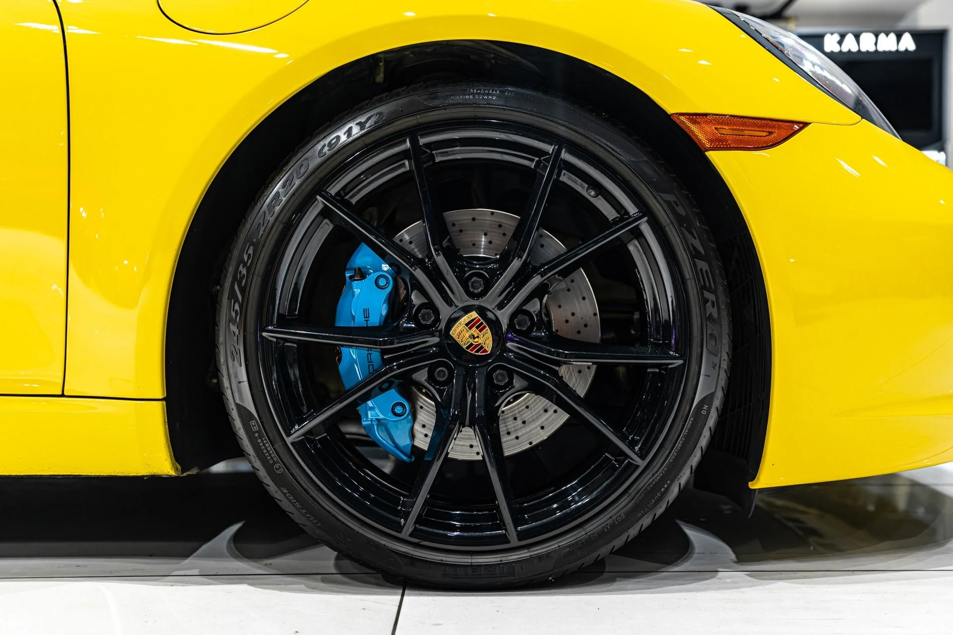 mph052_2592629732_13056_p53_l_0d5f2dea44