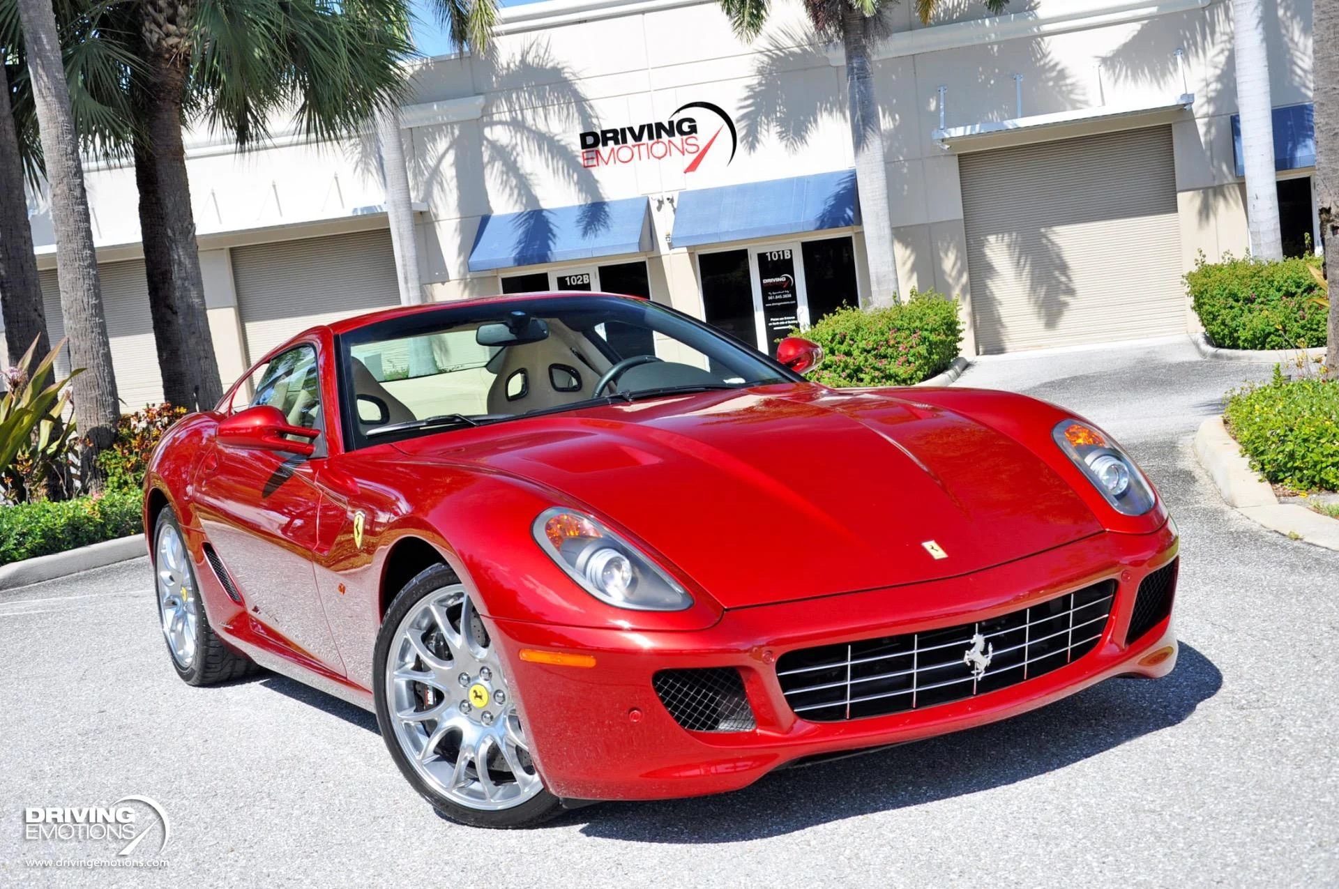 mph052_263670692_867_p53_l_4400a66e38