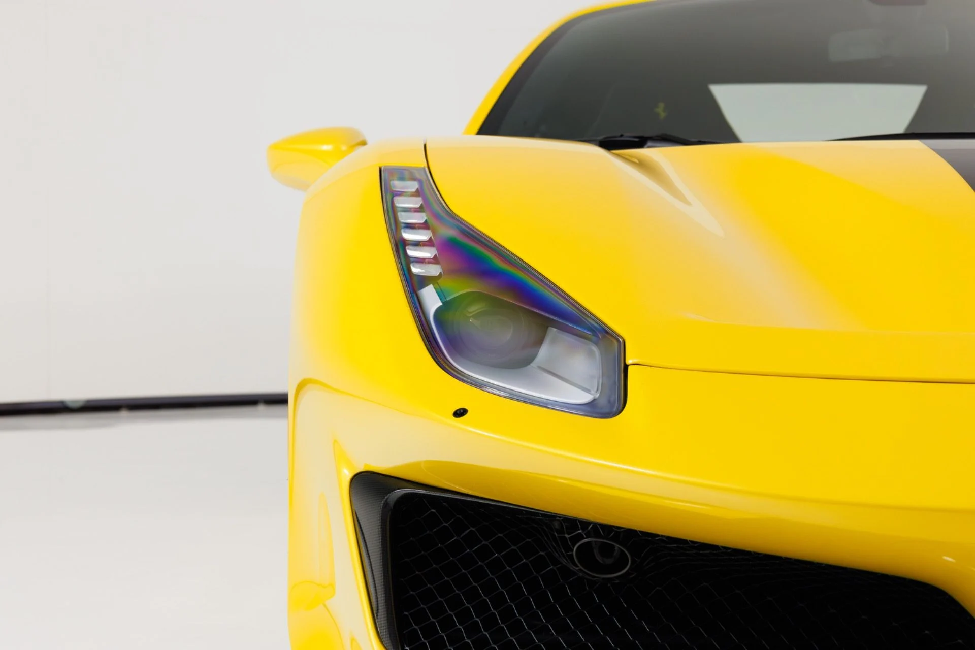 mph052_2701976200_Used_2020_Ferrari_488_Pista_1773687206_60d63bbb50