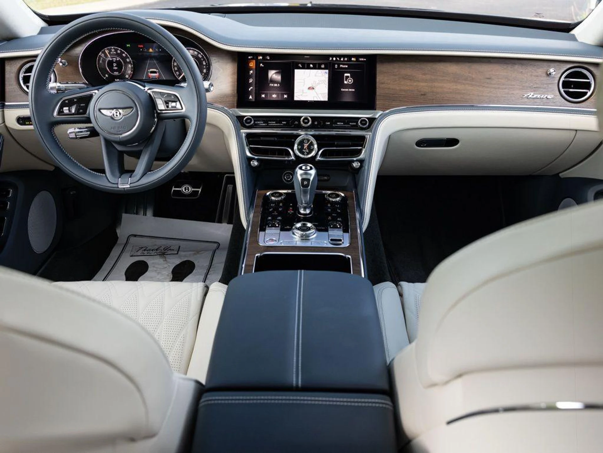 mph052_2710566698_515382885_69f36048087c98a25cbbb478_41e86dabd7