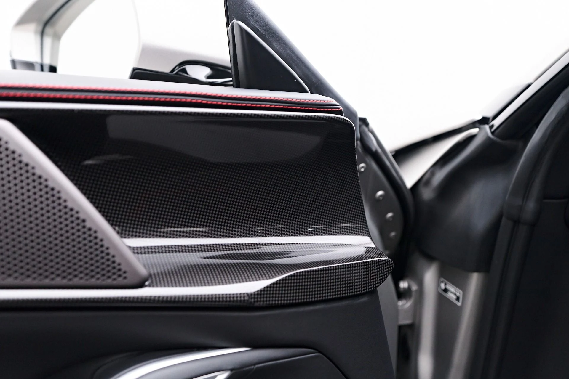 mph052_2723348034_Used_2024_Ferrari_Purosangue_Base_1757201183_d20a1e0d95