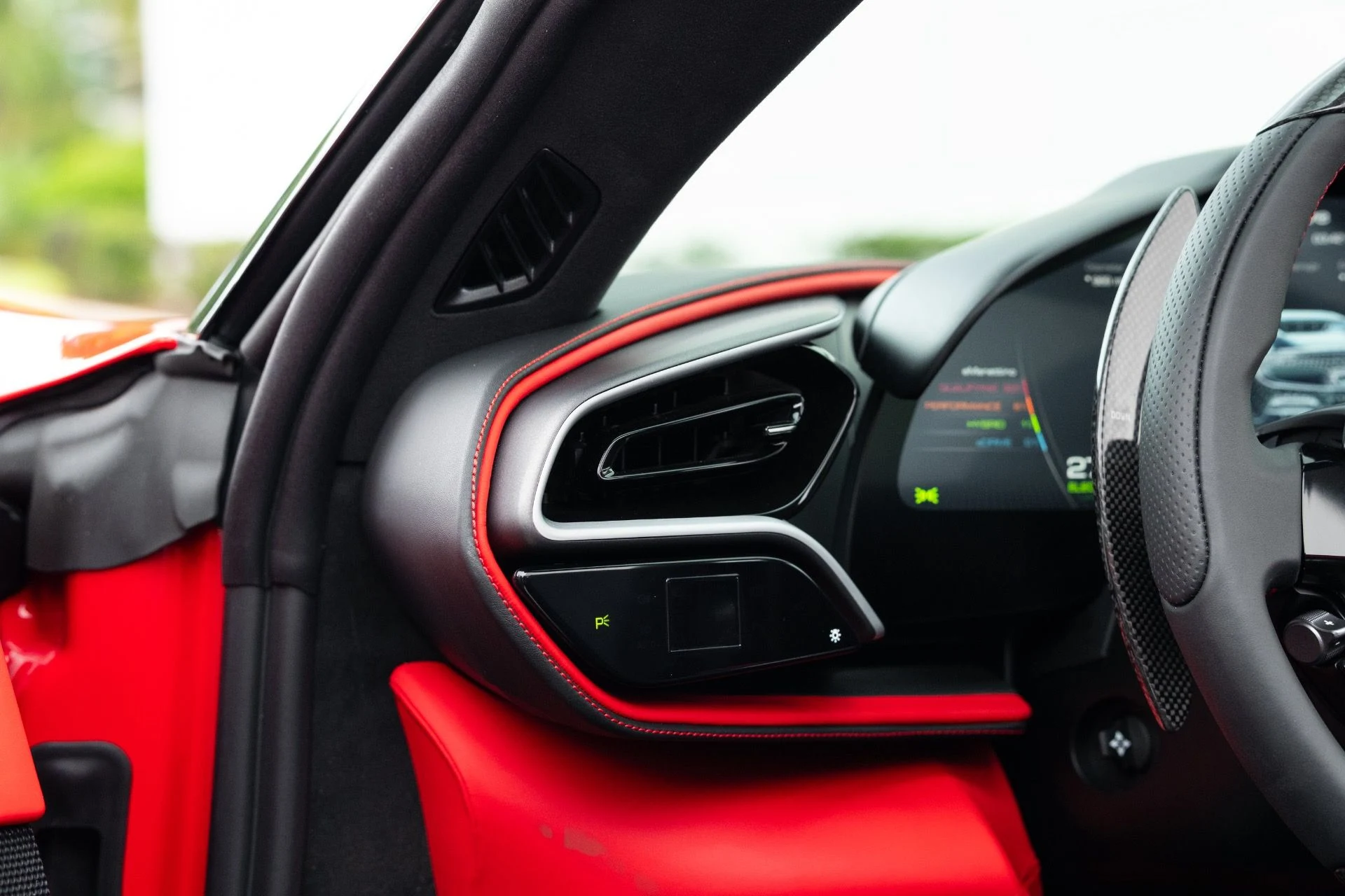 mph052_2739818924_Used_2024_Ferrari_296_GTS_1776982815_1d791588a0