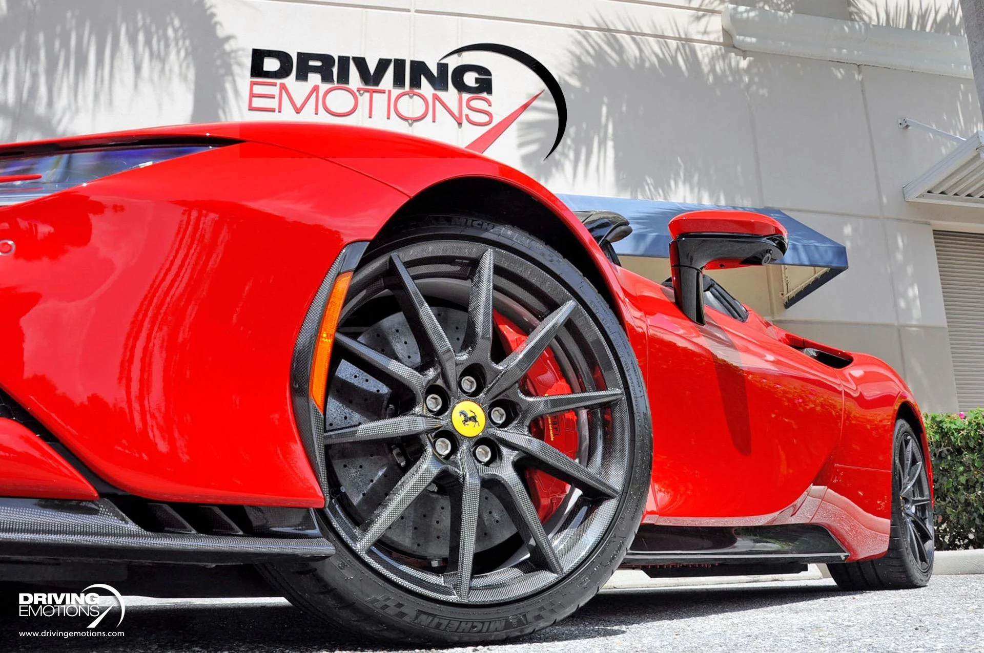 mph052_2753677191_860_p53_l_a078900e3d