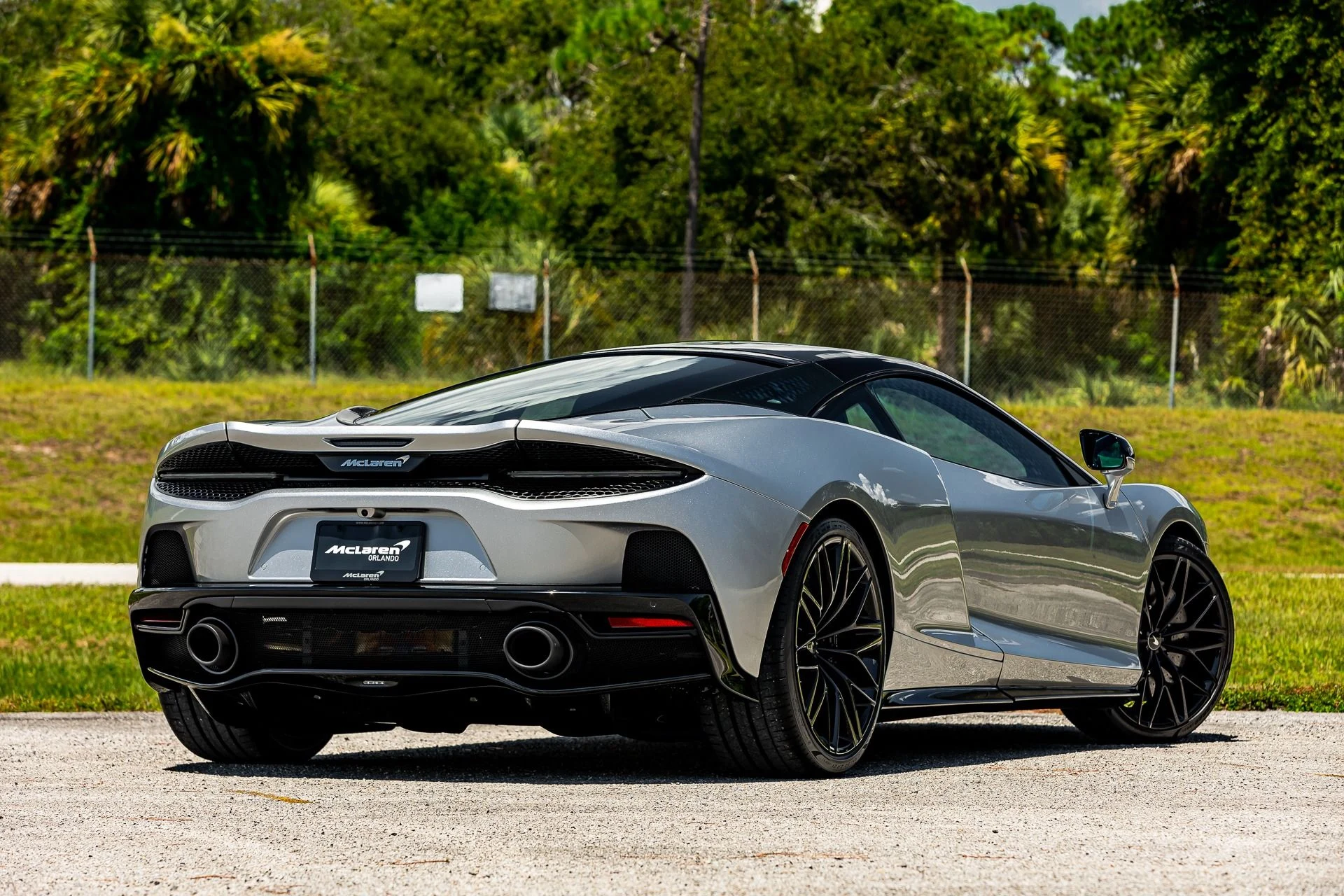 mph052_2762581309_137_p53_l_b78813b440