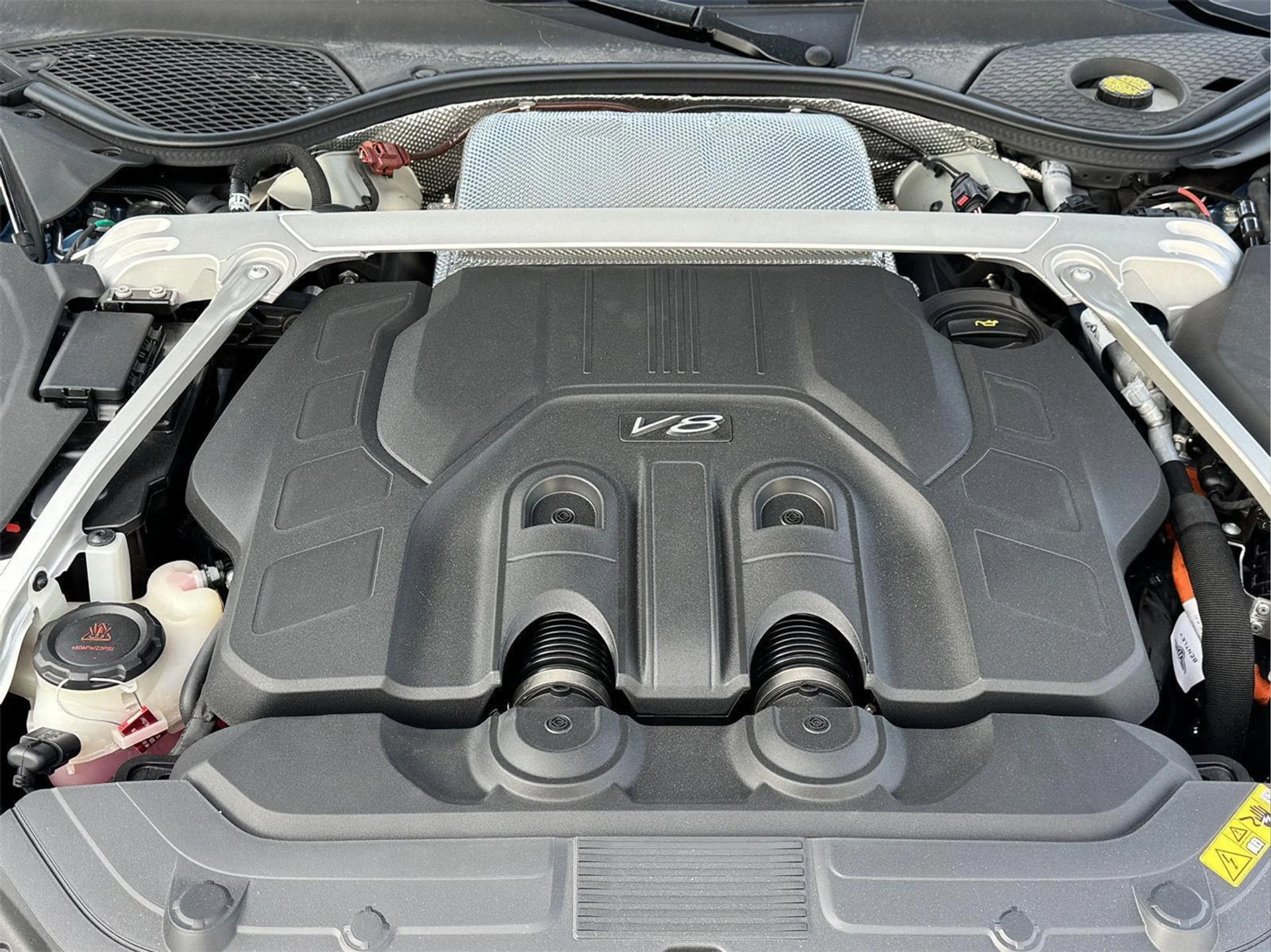 mph052_2771765224_0506680b17cae39ccf6a3dcbe54e50e9_9f84fde453