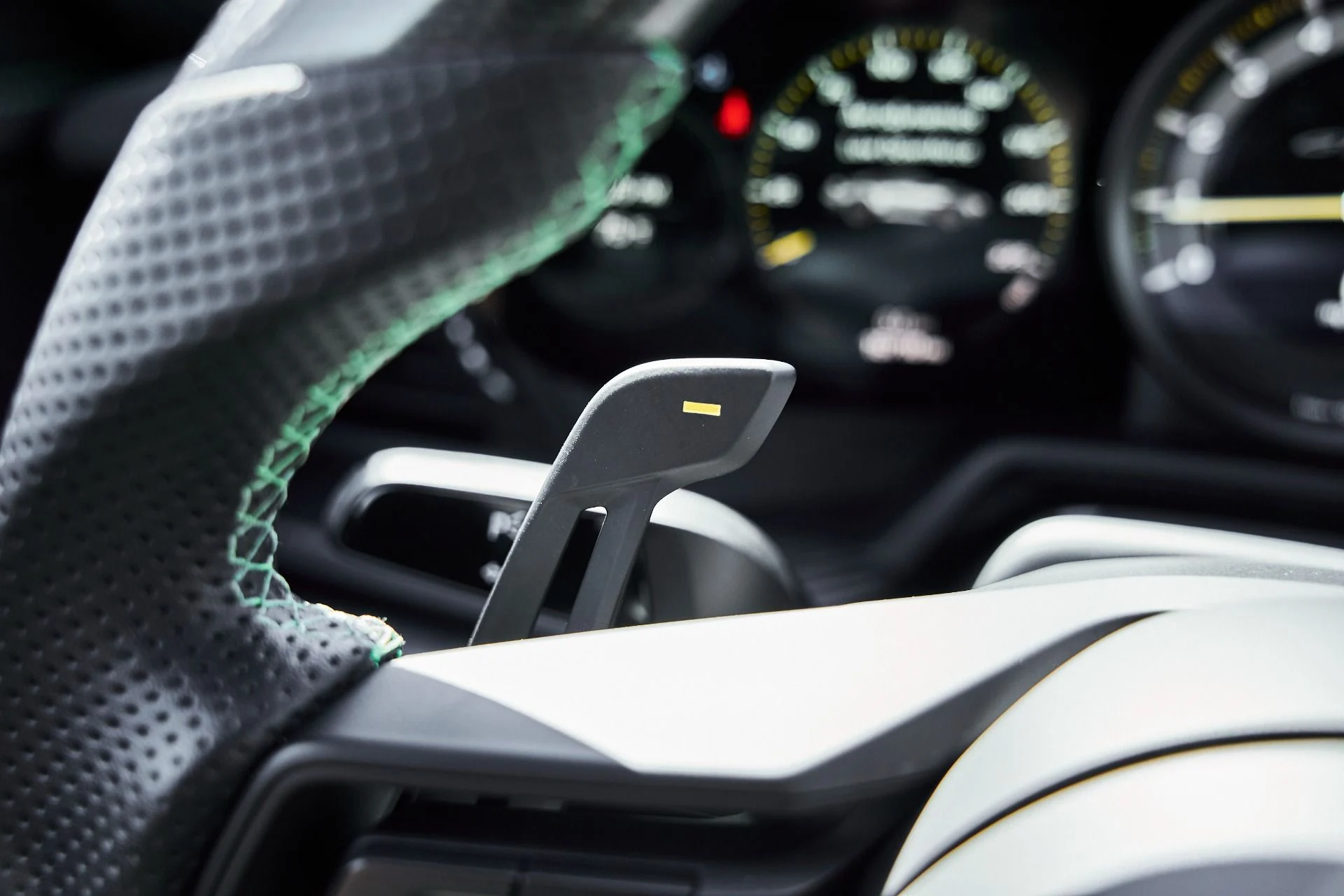 mph052_2780190929_Used_2025_Porsche_911_GT_3_RS_1776295598_83dffac31e