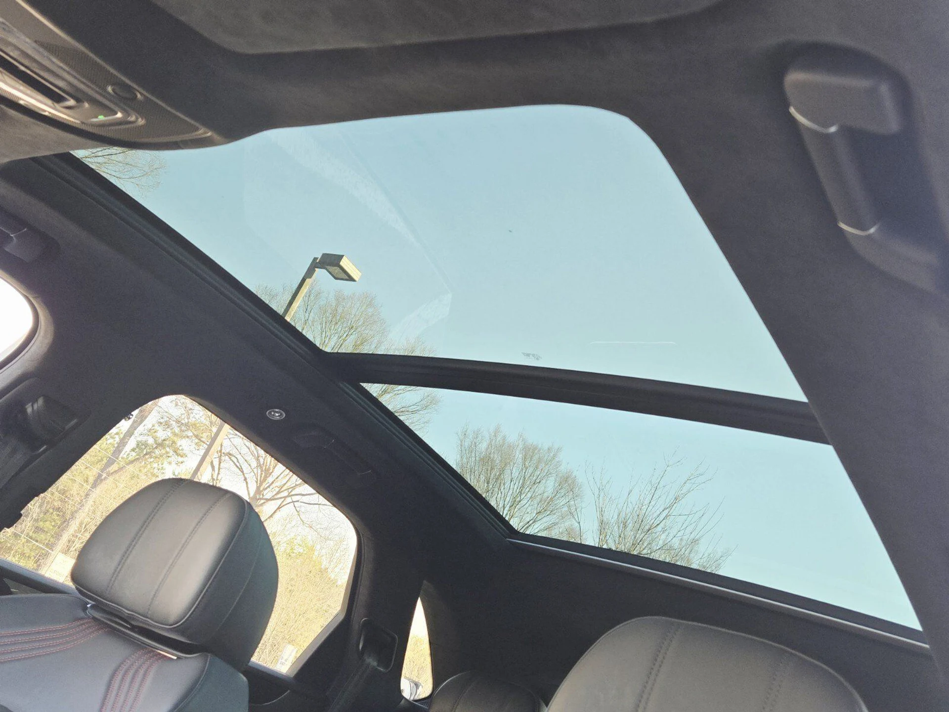 mph052_283362346_5f3353e8f9540807aef1ec2fa57edb53x_23d0eb220c