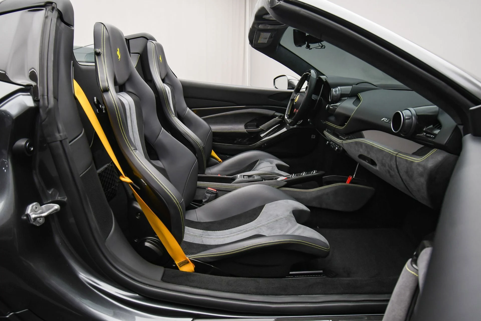 mph052_2852230136_1f55e317e5a241adb64f05f34f5dc42d_c20047ec0e