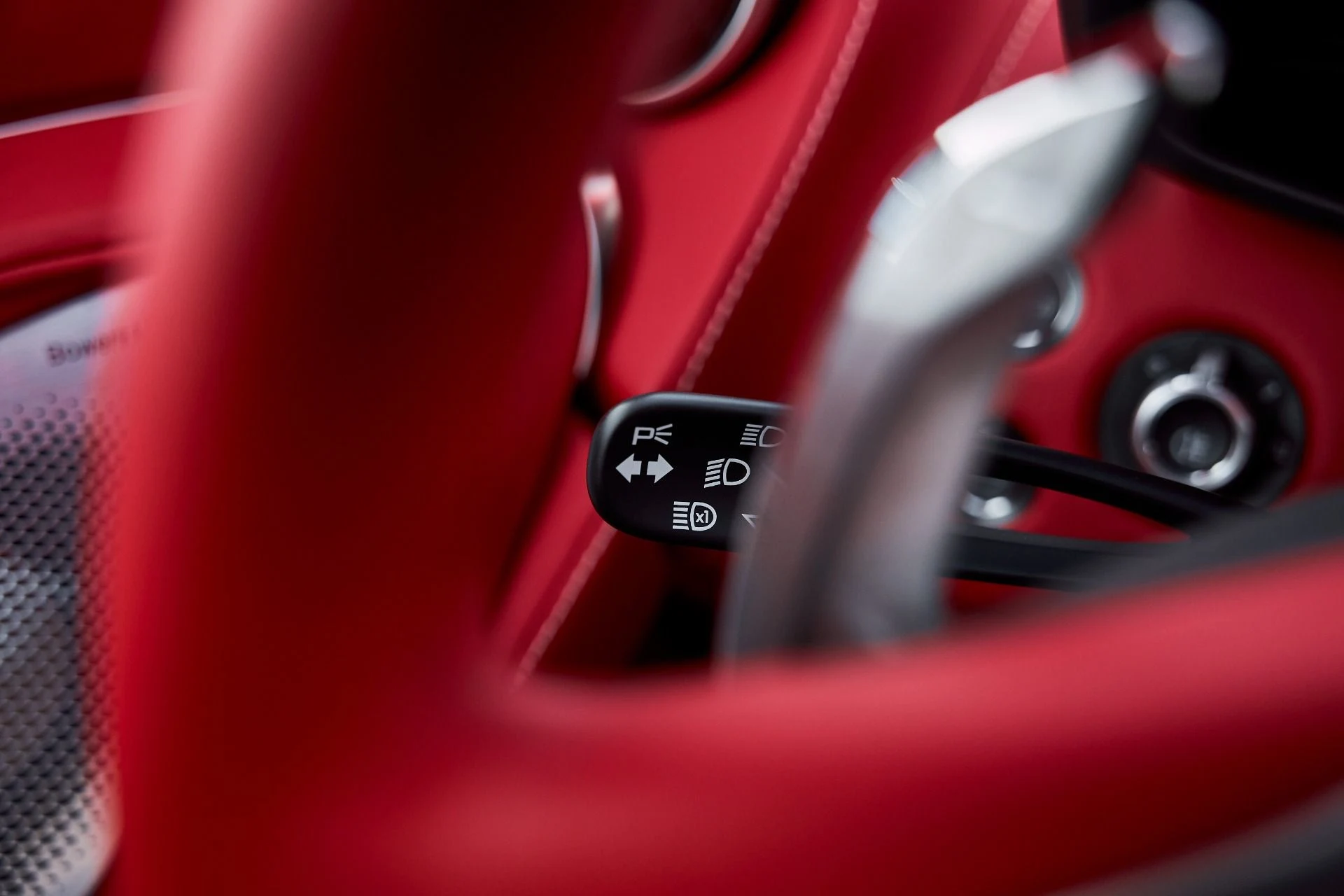 mph052_2853120569_Used_2025_Mc_Laren_GTS_1769482188_255745a316